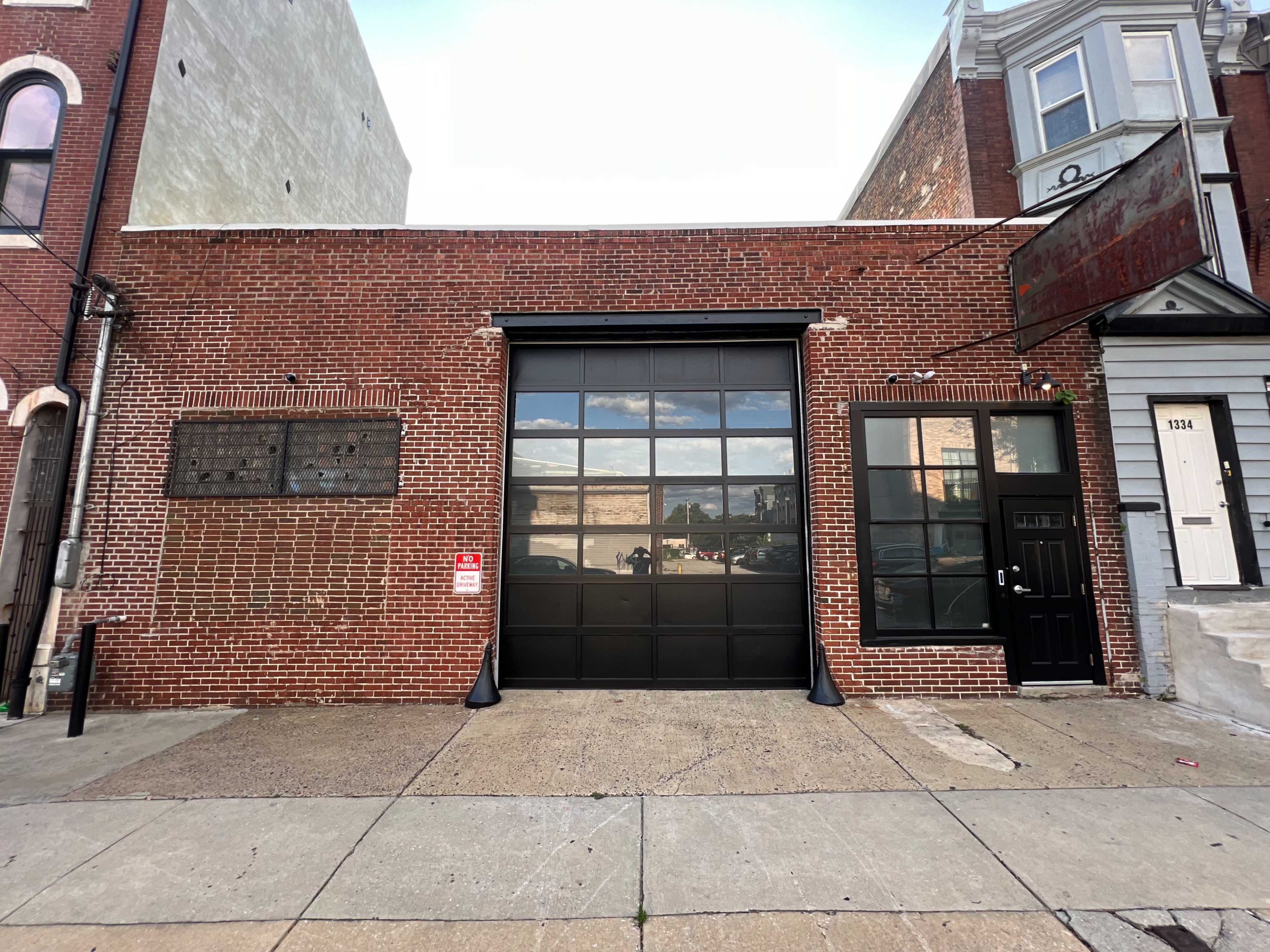 Downtown 2500sq/ft Natural Light Photo Studio with Street Level loading and Industrial Vibes Image in North Philadelphia, Philadelphia, PA