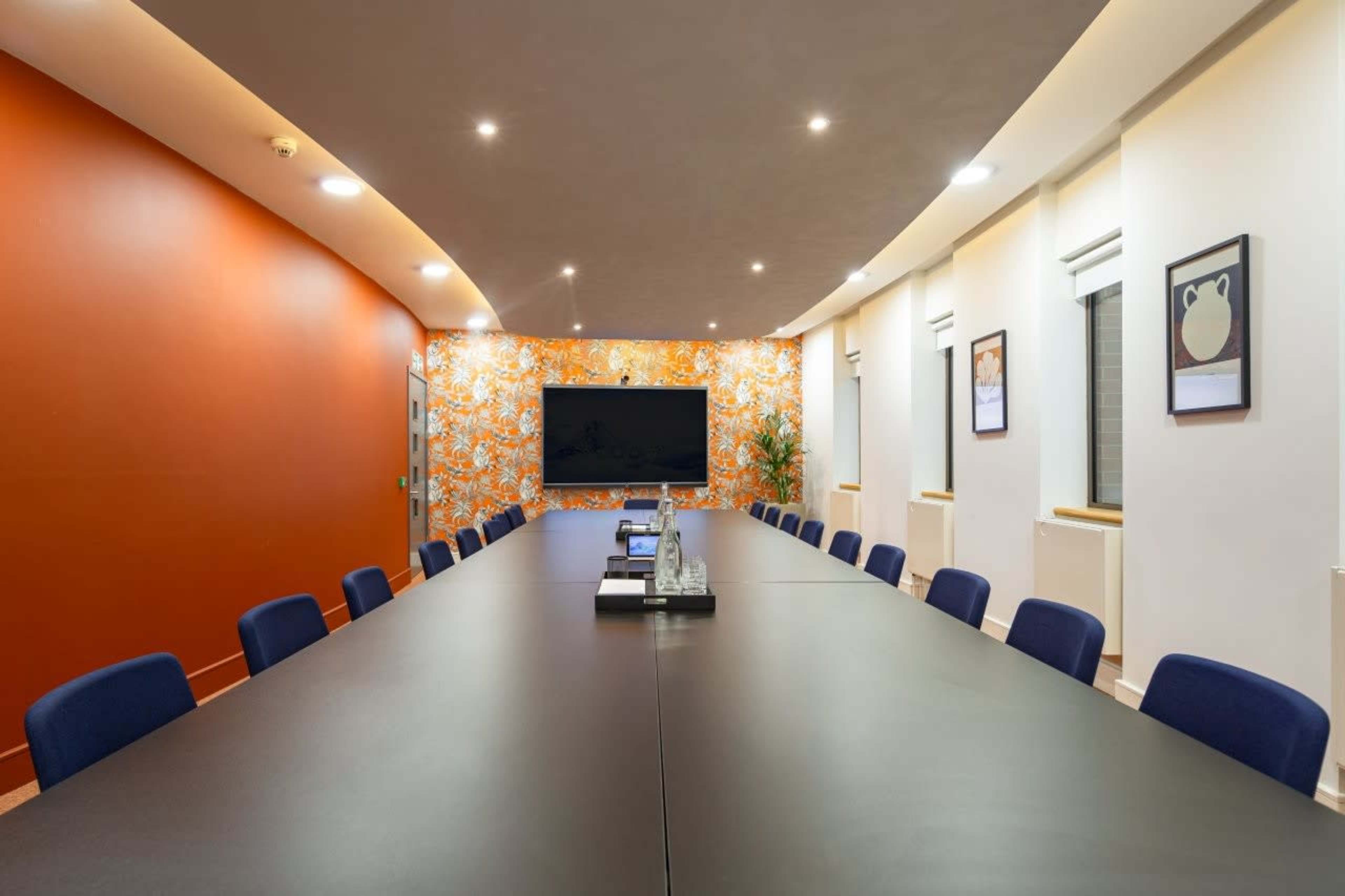 Meeting Room for 24 Attendees in Redcliffe - Brunel Image in Redcliffe, Bristol, ENG