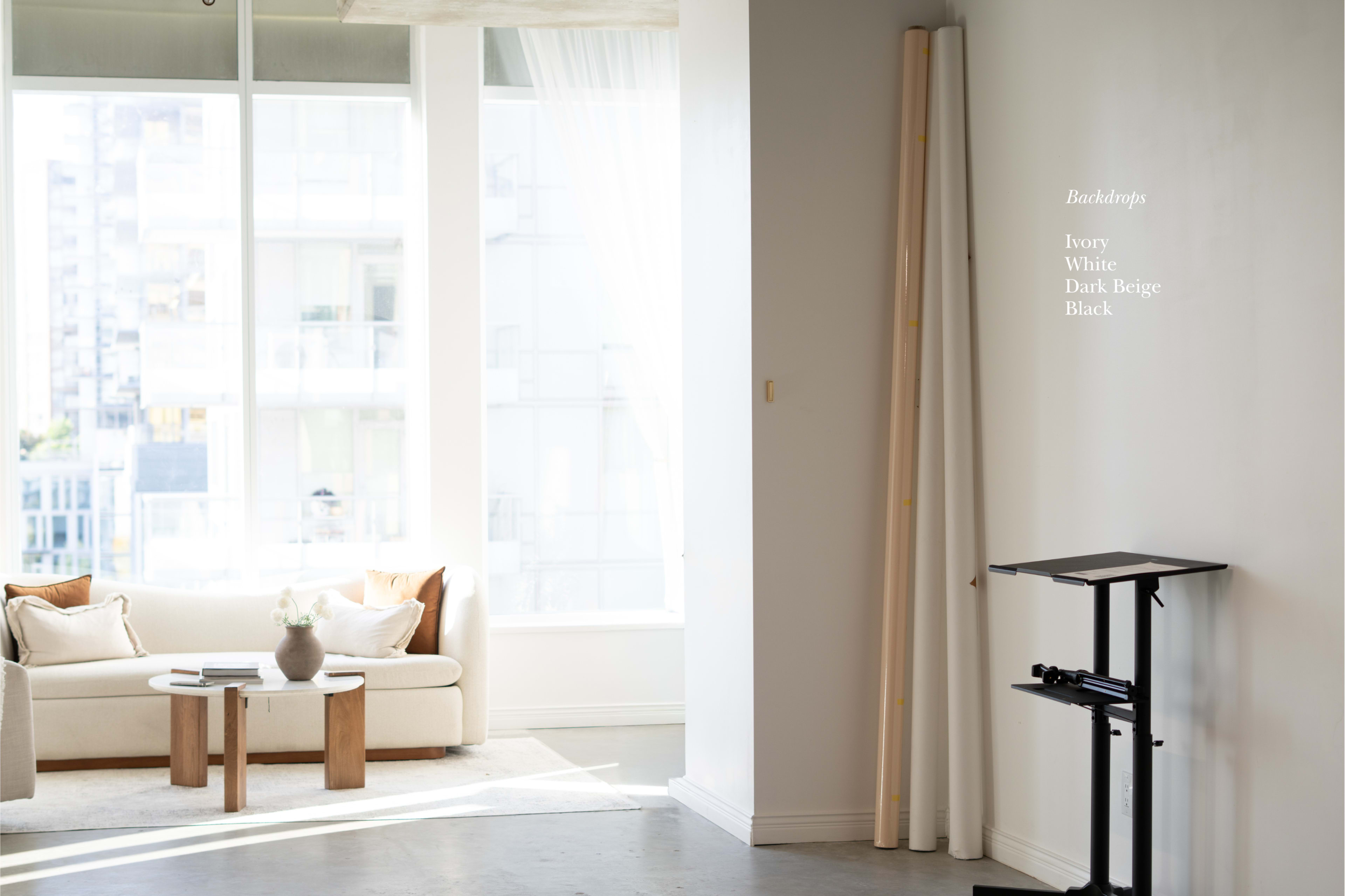 Stunning Sunlit Industrial Studio in Burnaby with City View Image in Metrotown, Burnaby, BC