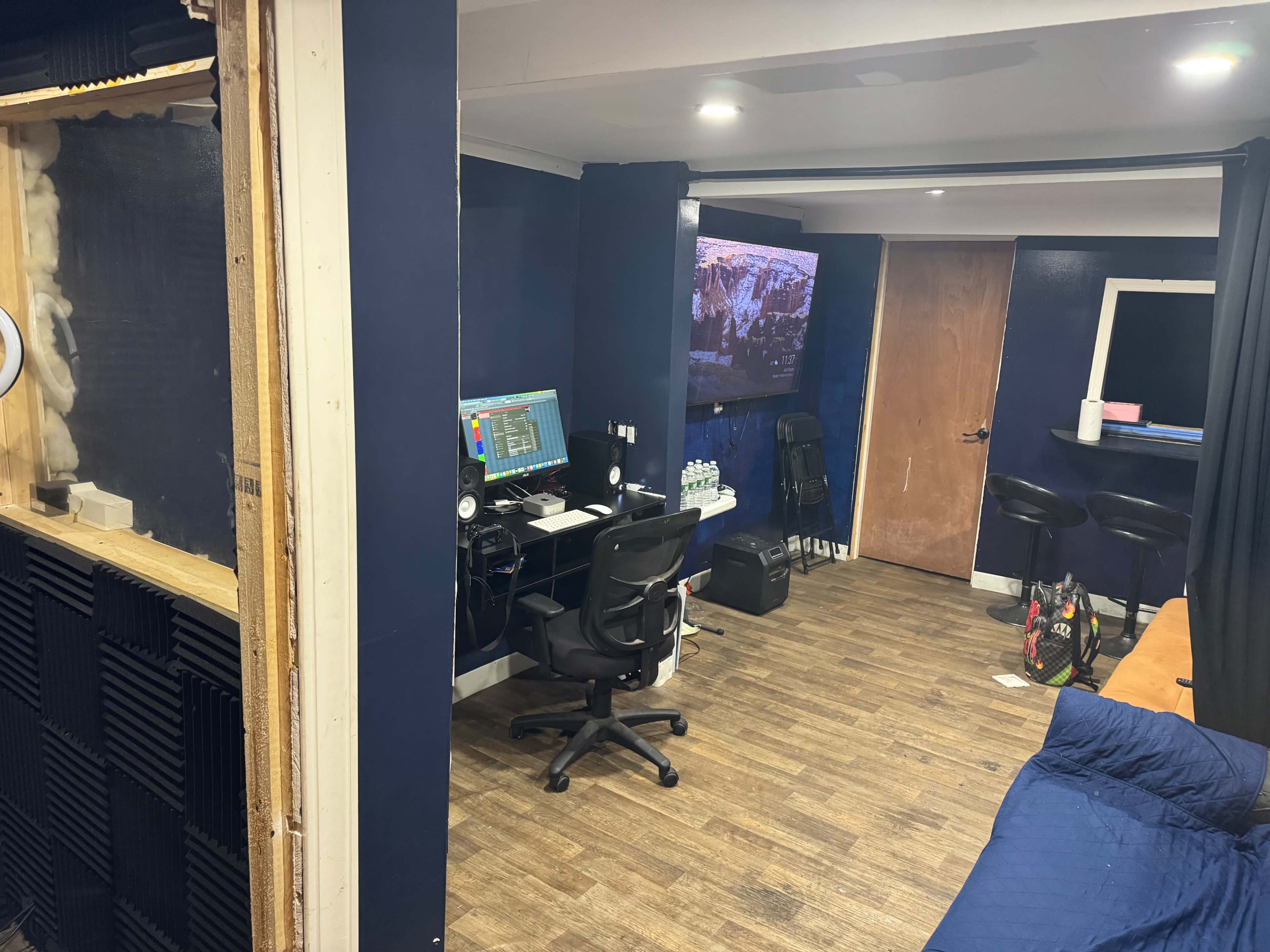 Sound Recording Bronx Studio Image in Laconia, Bronx, NY