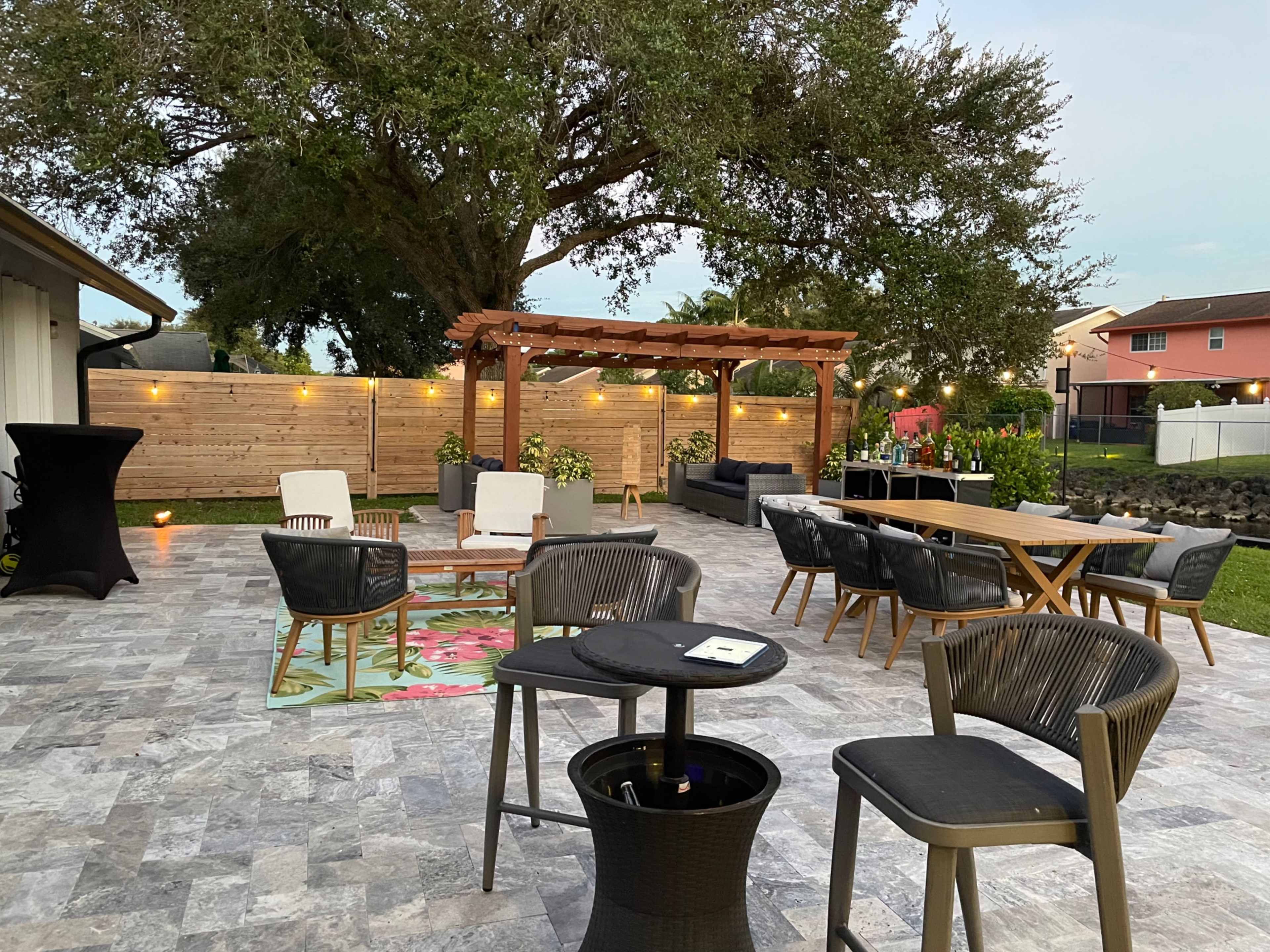 Vibes & Verses Image in North Fort Lauderdale, Fort Lauderdale, FL