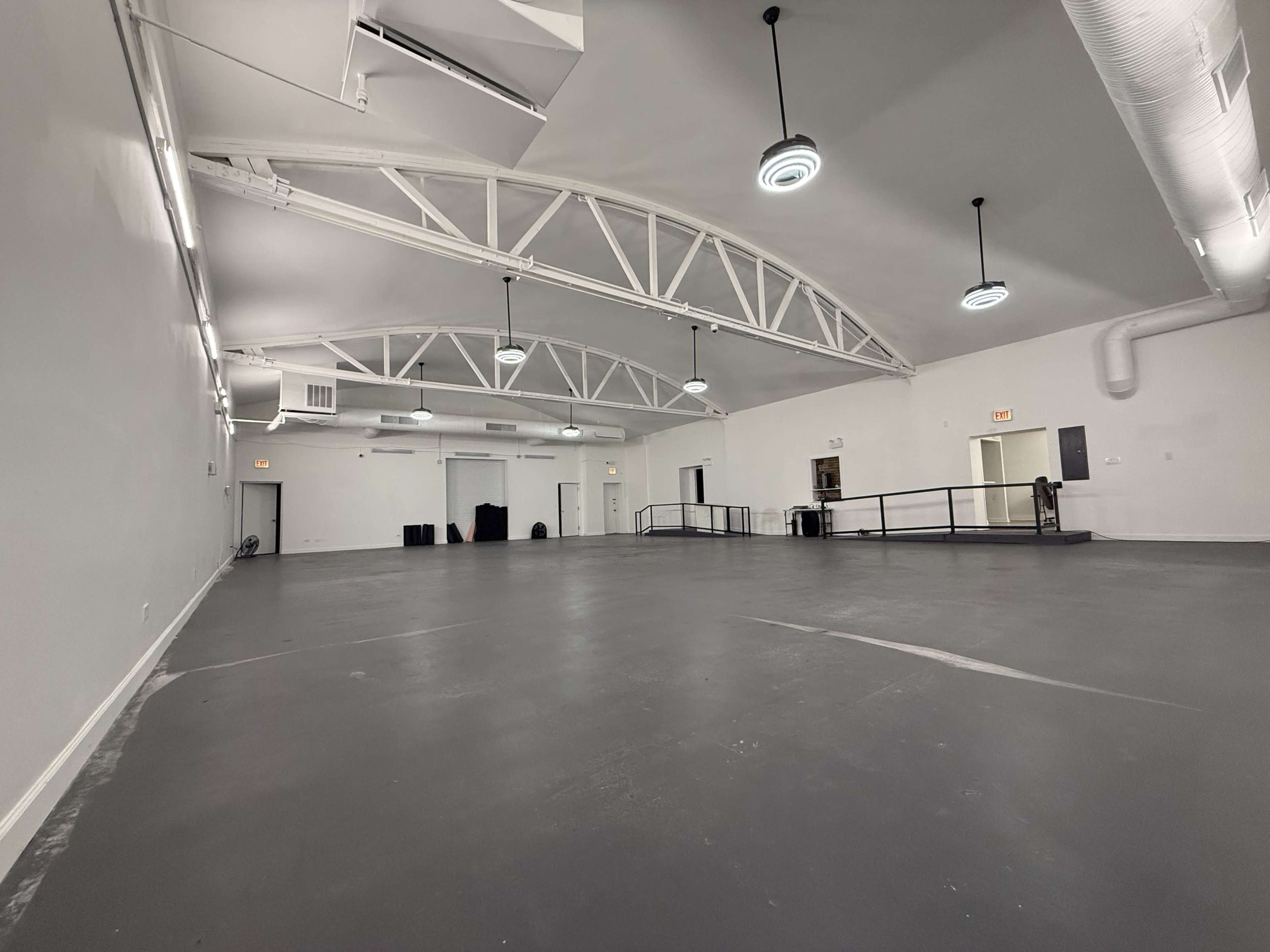 Spacious Downtown Artist Gallery and Photography Loft Image in Lower West Side, Chicago, IL