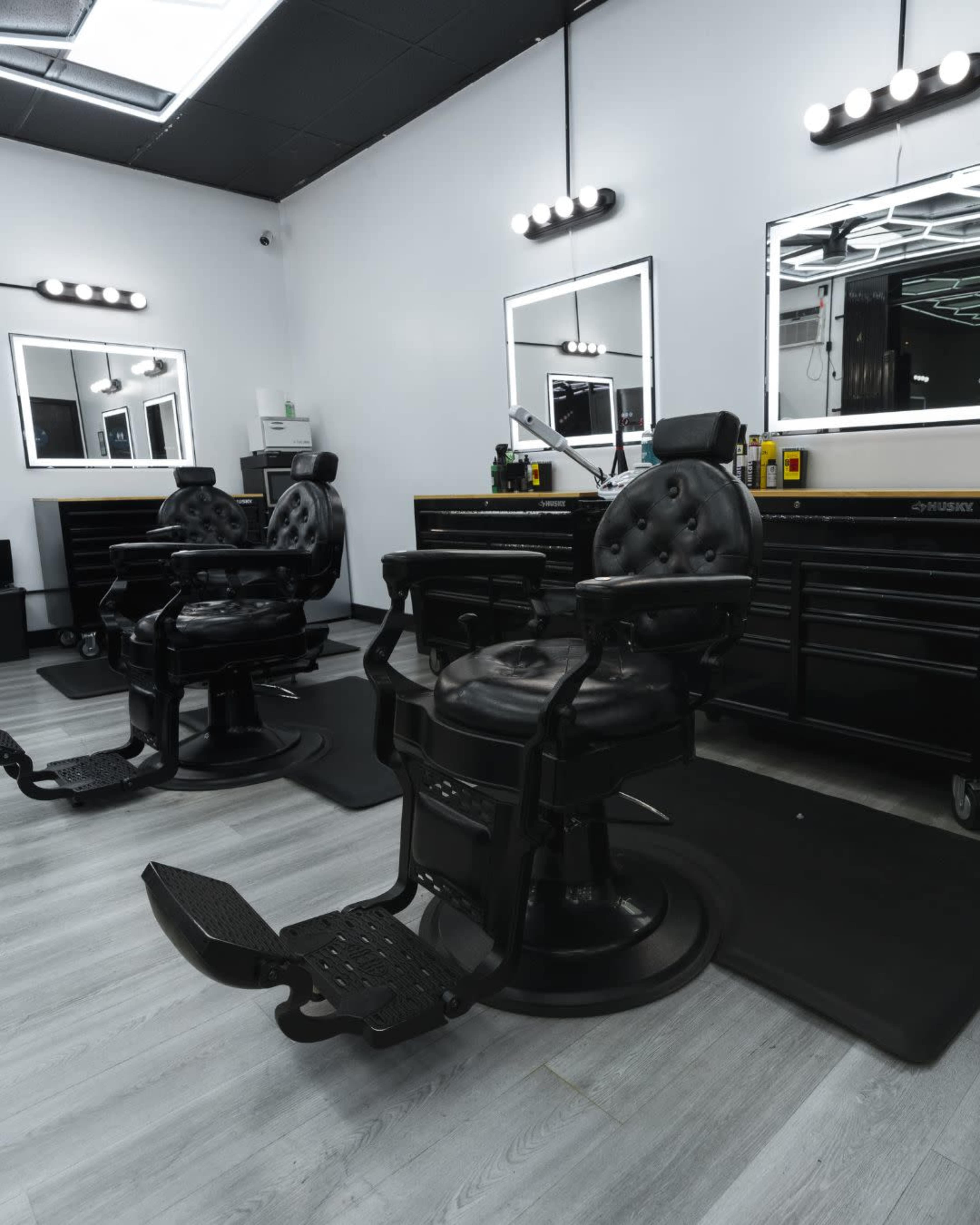 MODERN East LA Barbershop Image in South Montebello, LOS ANGELES, CA