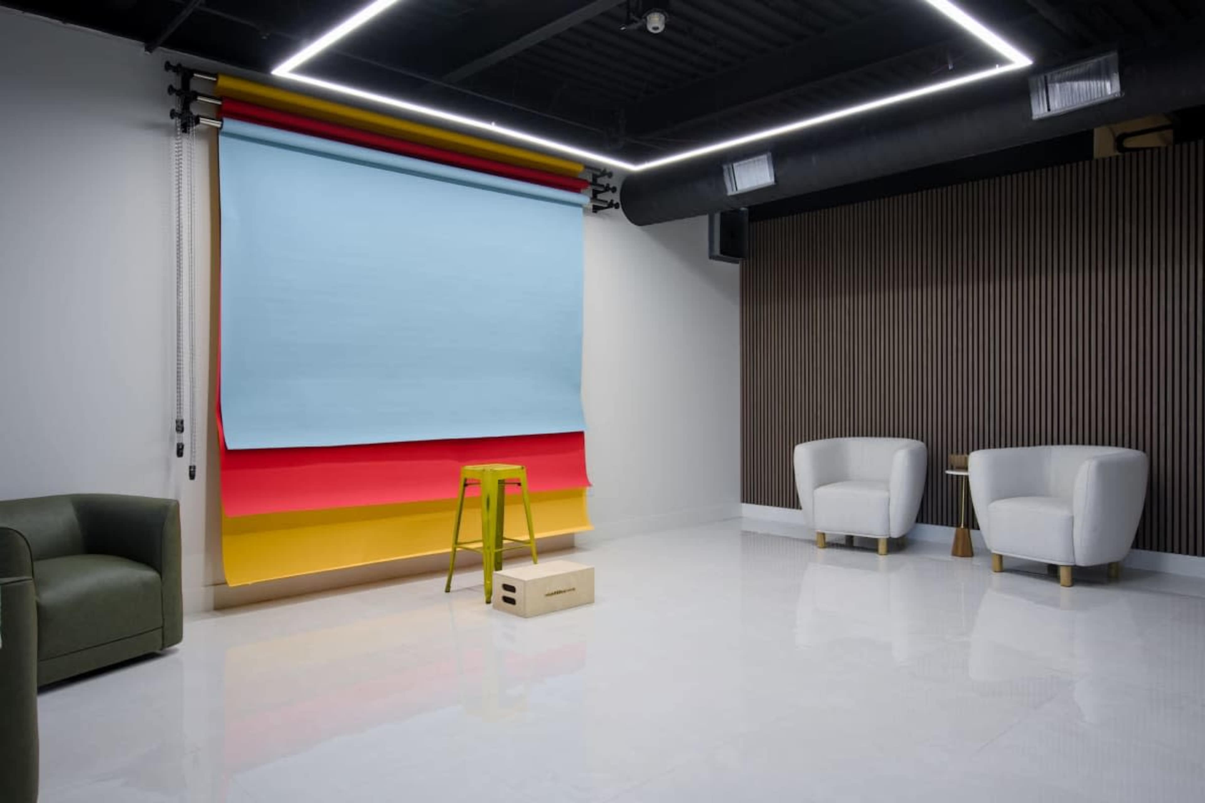 Downtown Studio - Photography, Film, Podcasting Image in Central Arts District, St. Petersburg, FL