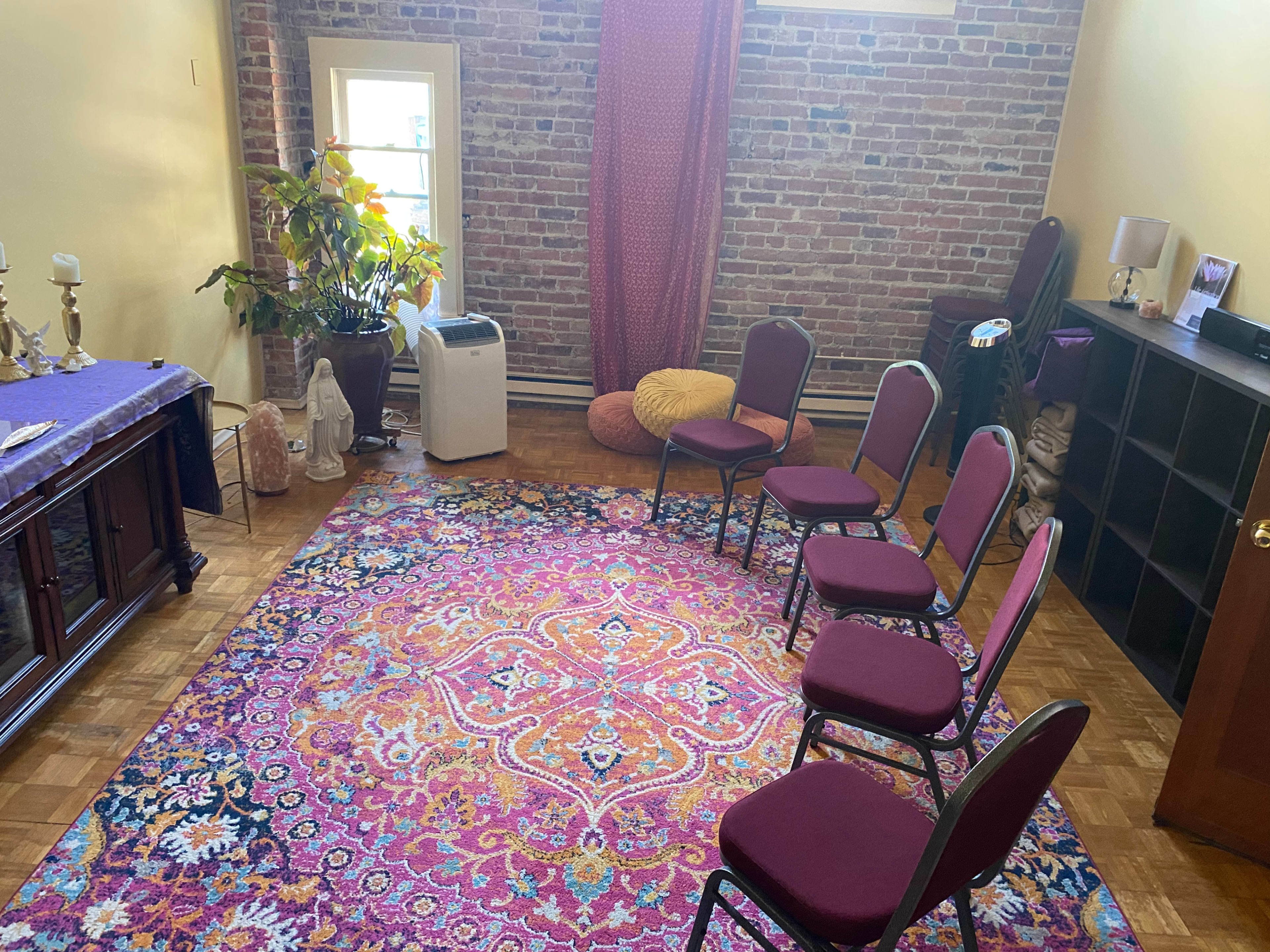 Workshop space, spiritual boho chic vibes, classy and fun. Image in Stevens, Seattle, WA