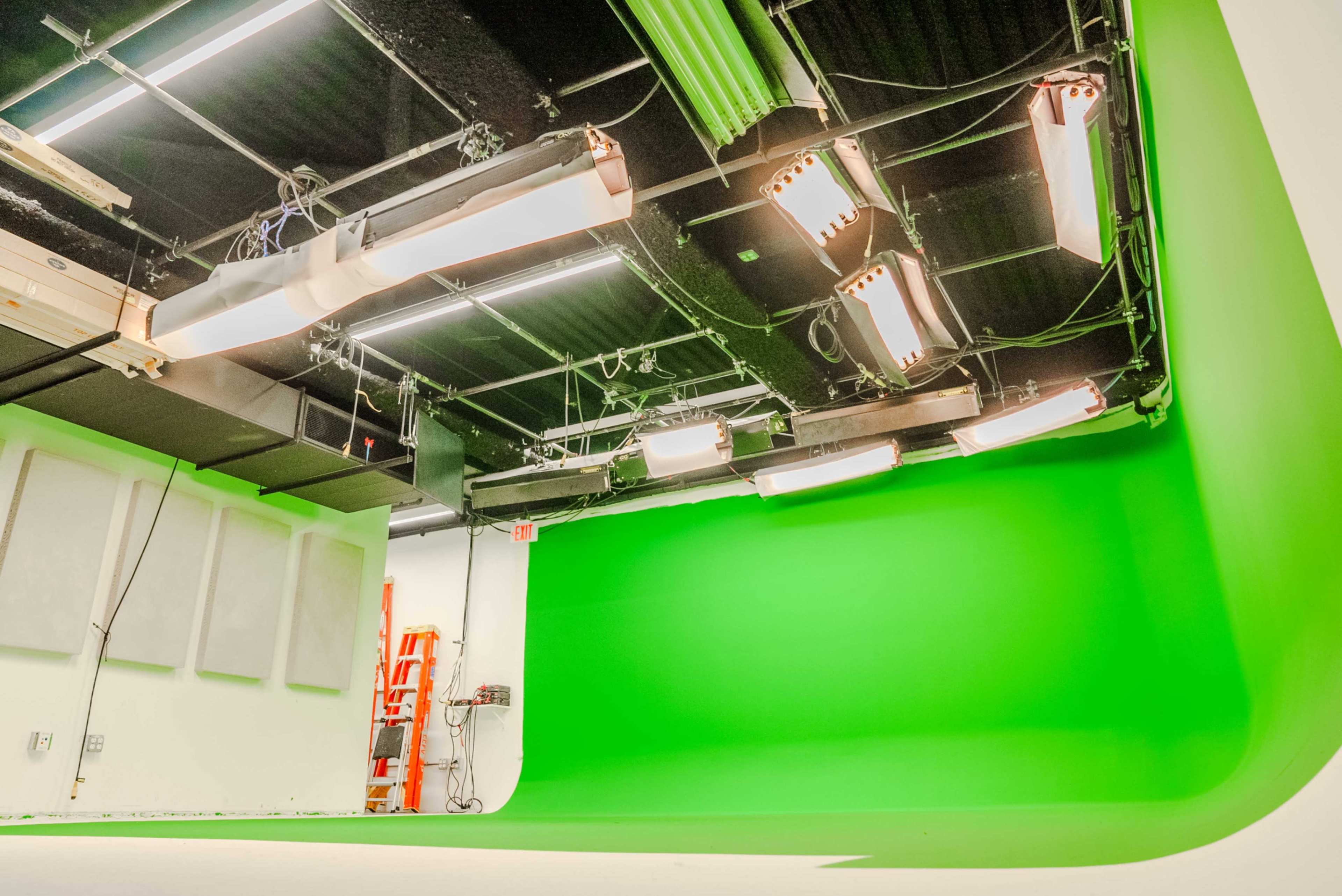 Soundproof Center City Studio Image in Logan Square, Philadelphia, PA