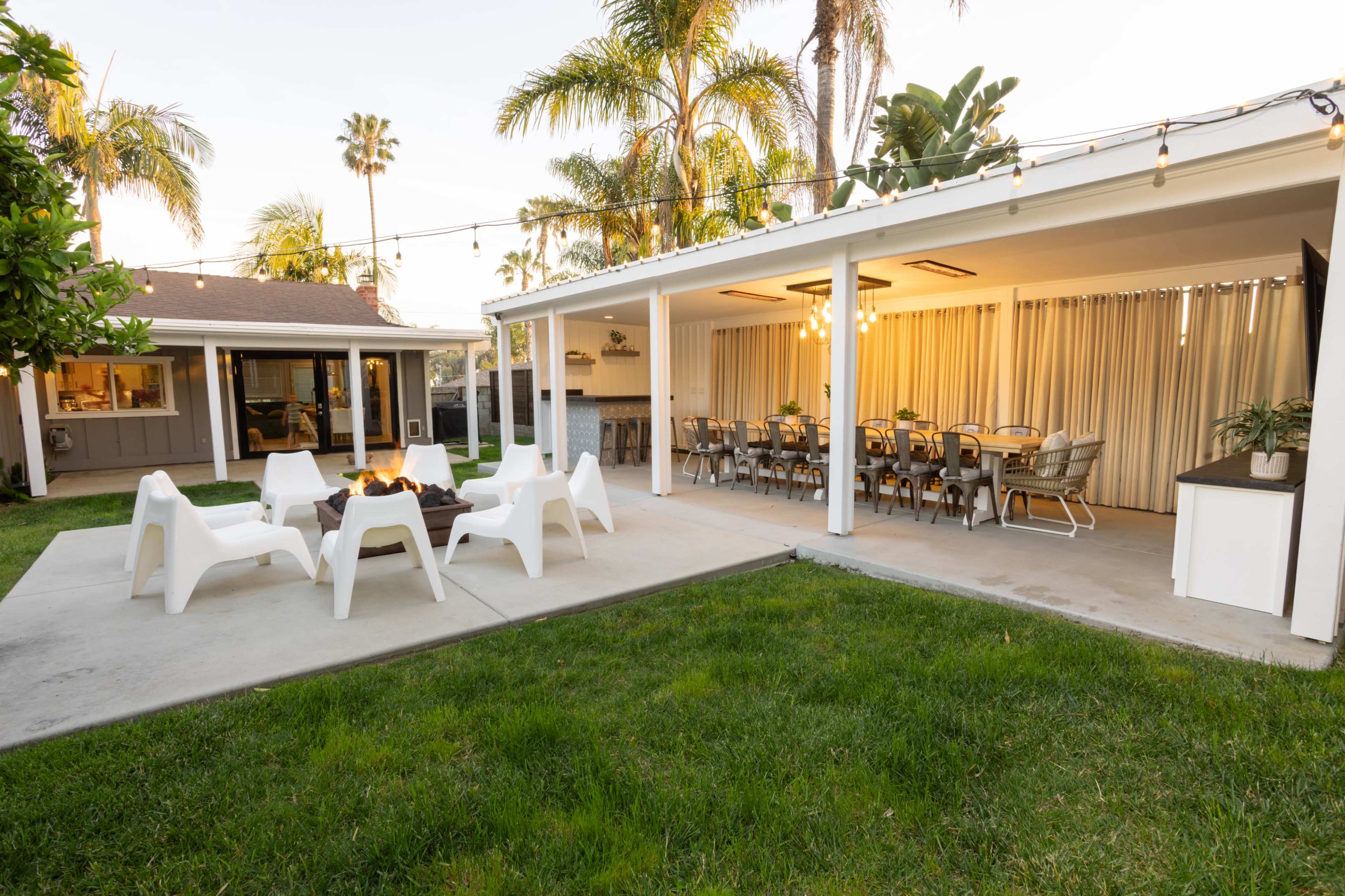 Coastal Contemporary Home Image in Carlsbad, carlsbad, CA