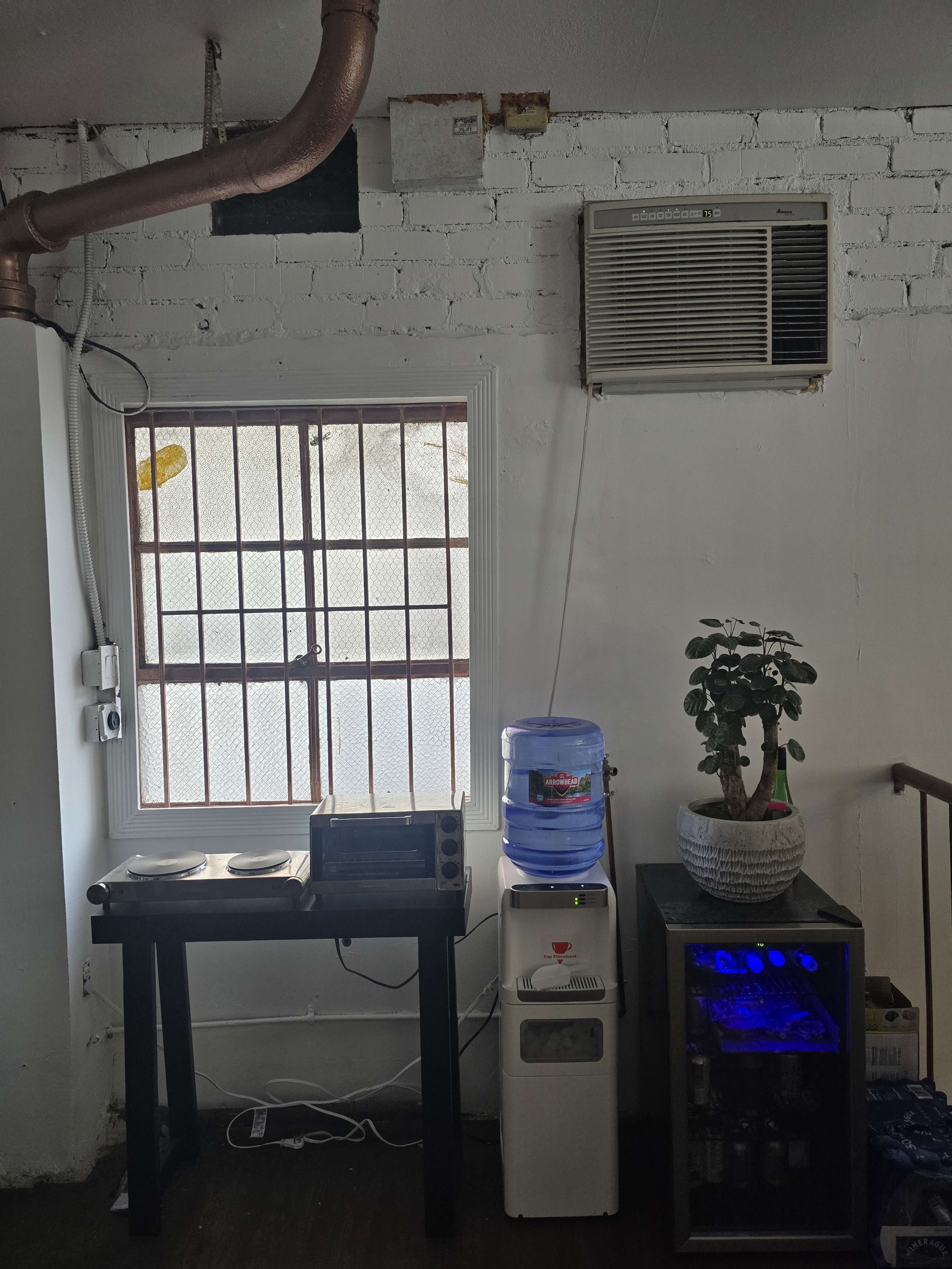 Flower & Plant Gathering / Workshop Space Image in Central LA, Los Angeles, CA