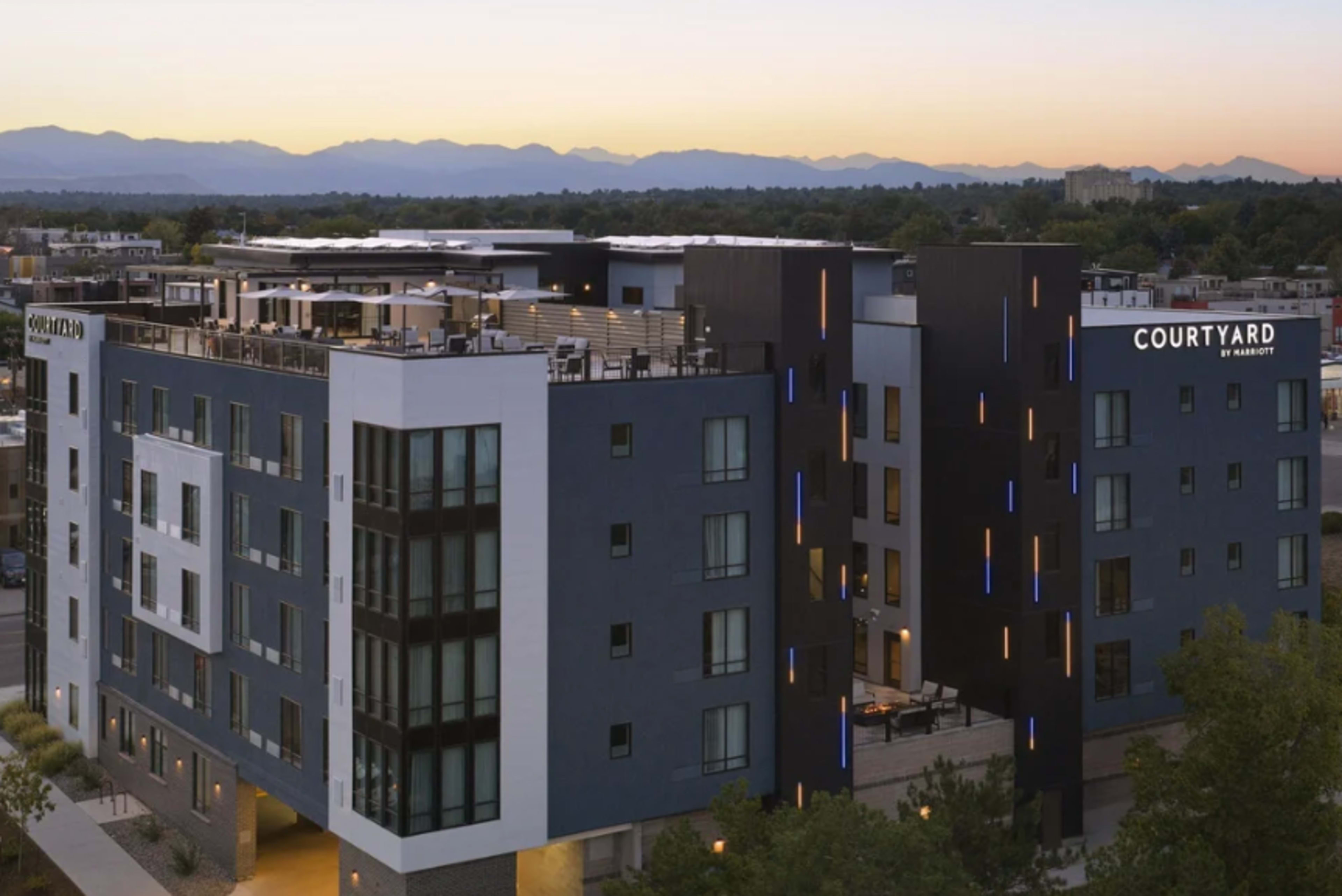 Elevated Meeting with Views Image in Sun Valley, Denver, CO