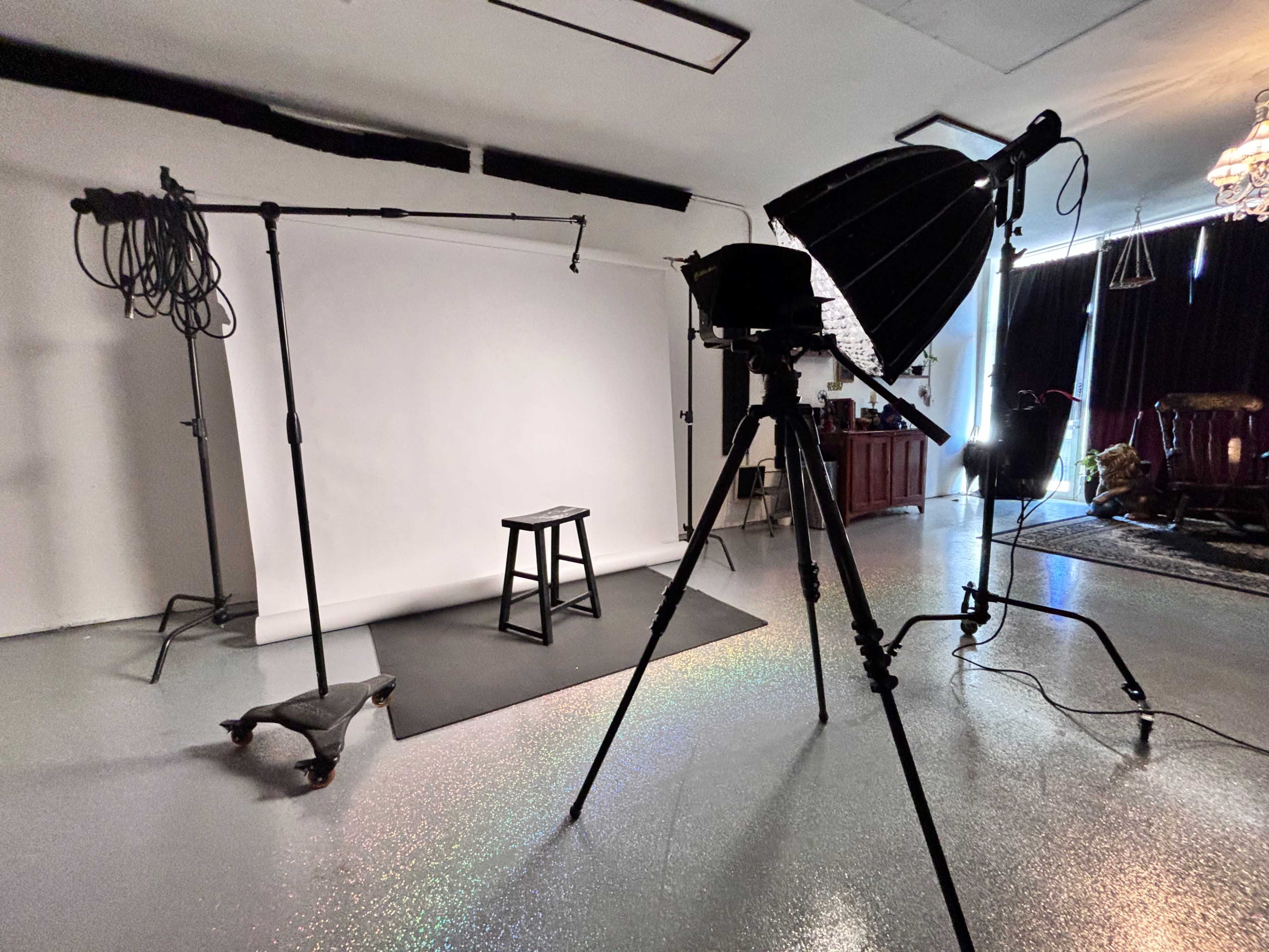 Creative Suite Phoenix Image in Encanto Village, Phoenix, AZ