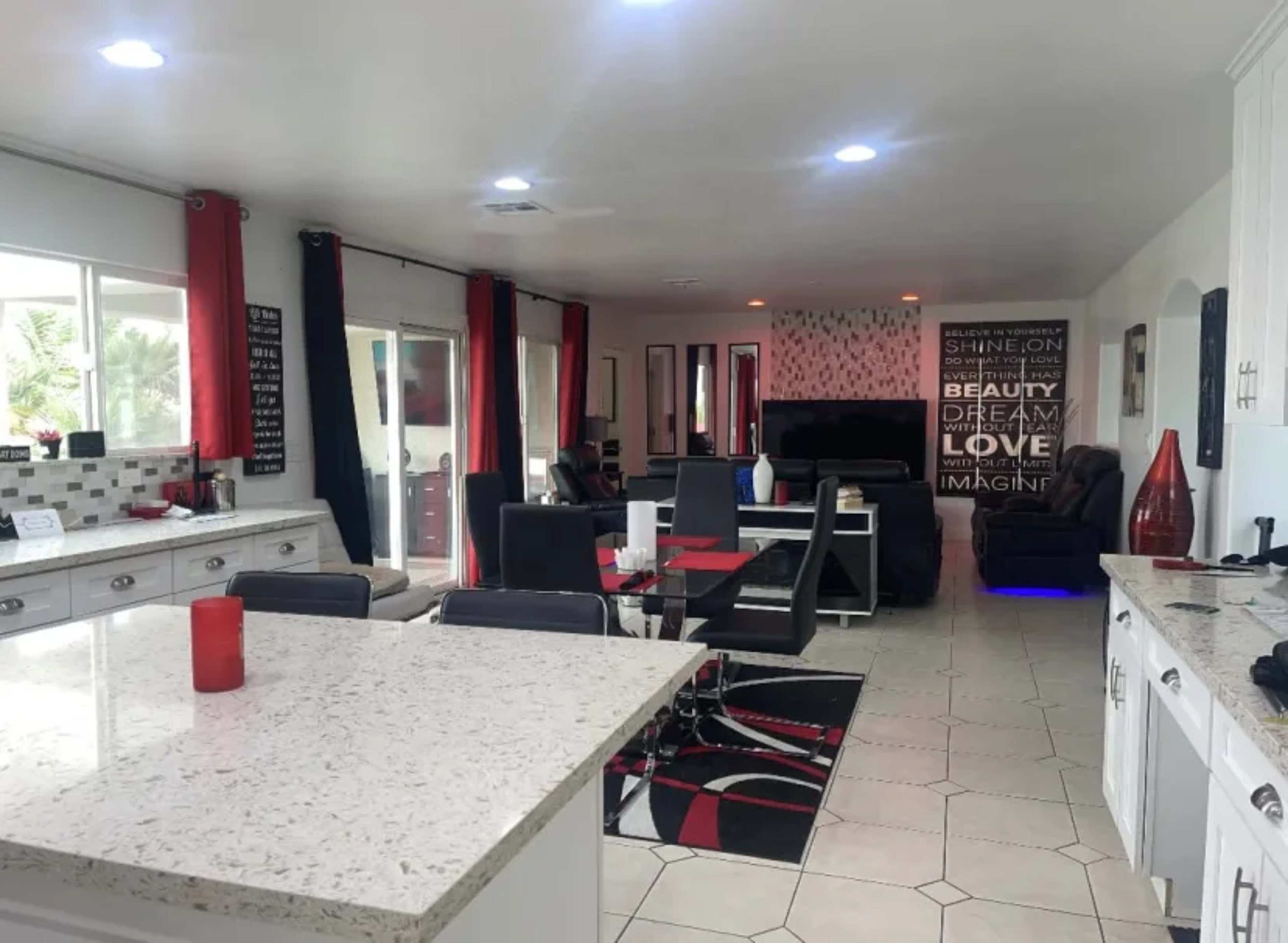 Epic modern content home near strip in Las Vegas Strip Image in Paradise, Las Vegas, NV