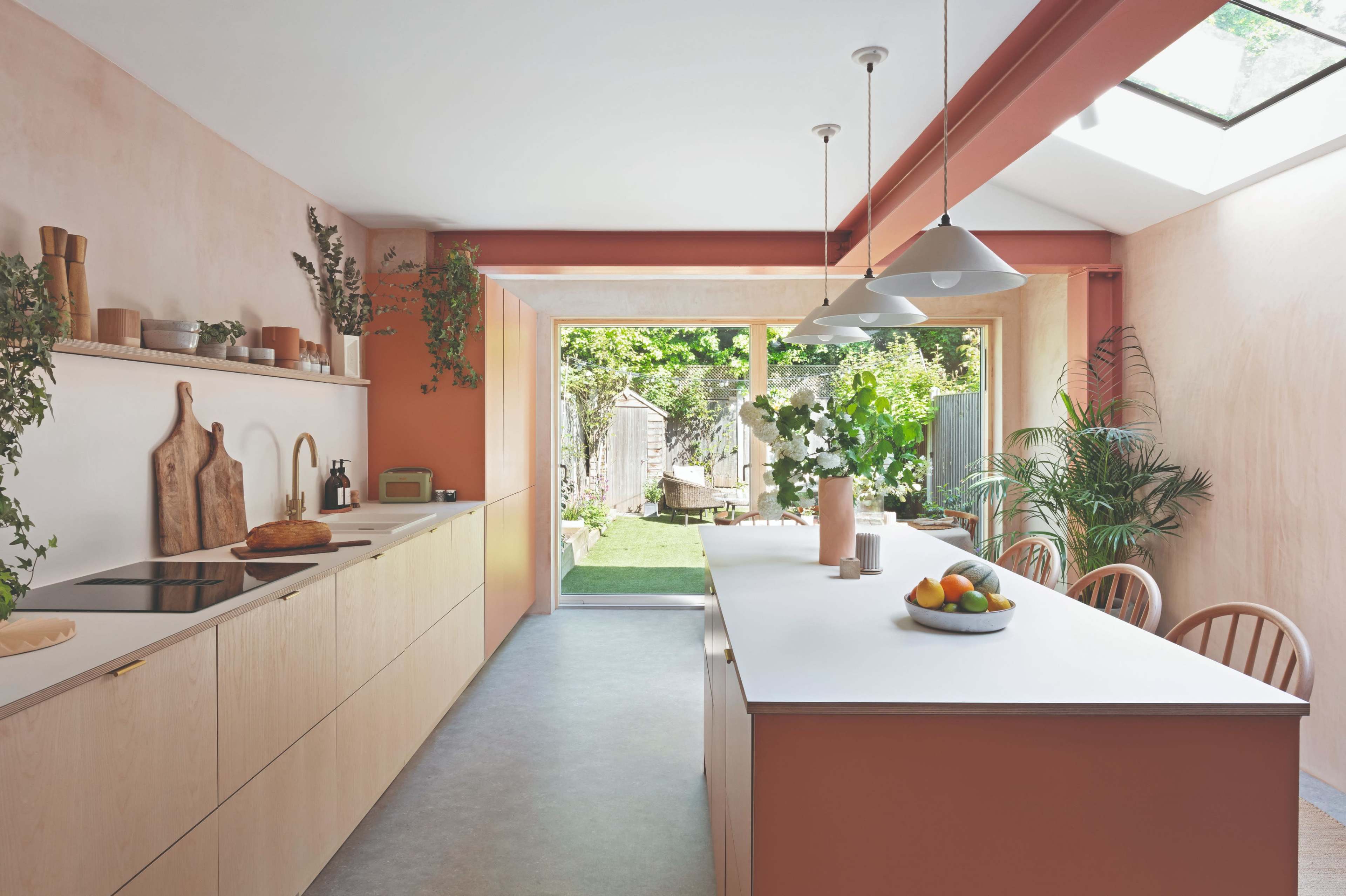 Modern, stylish, colourful, minimalist, spacious and light Victorian home in Walthamstow, east London Image in Walthamstow, LONDON, ENG