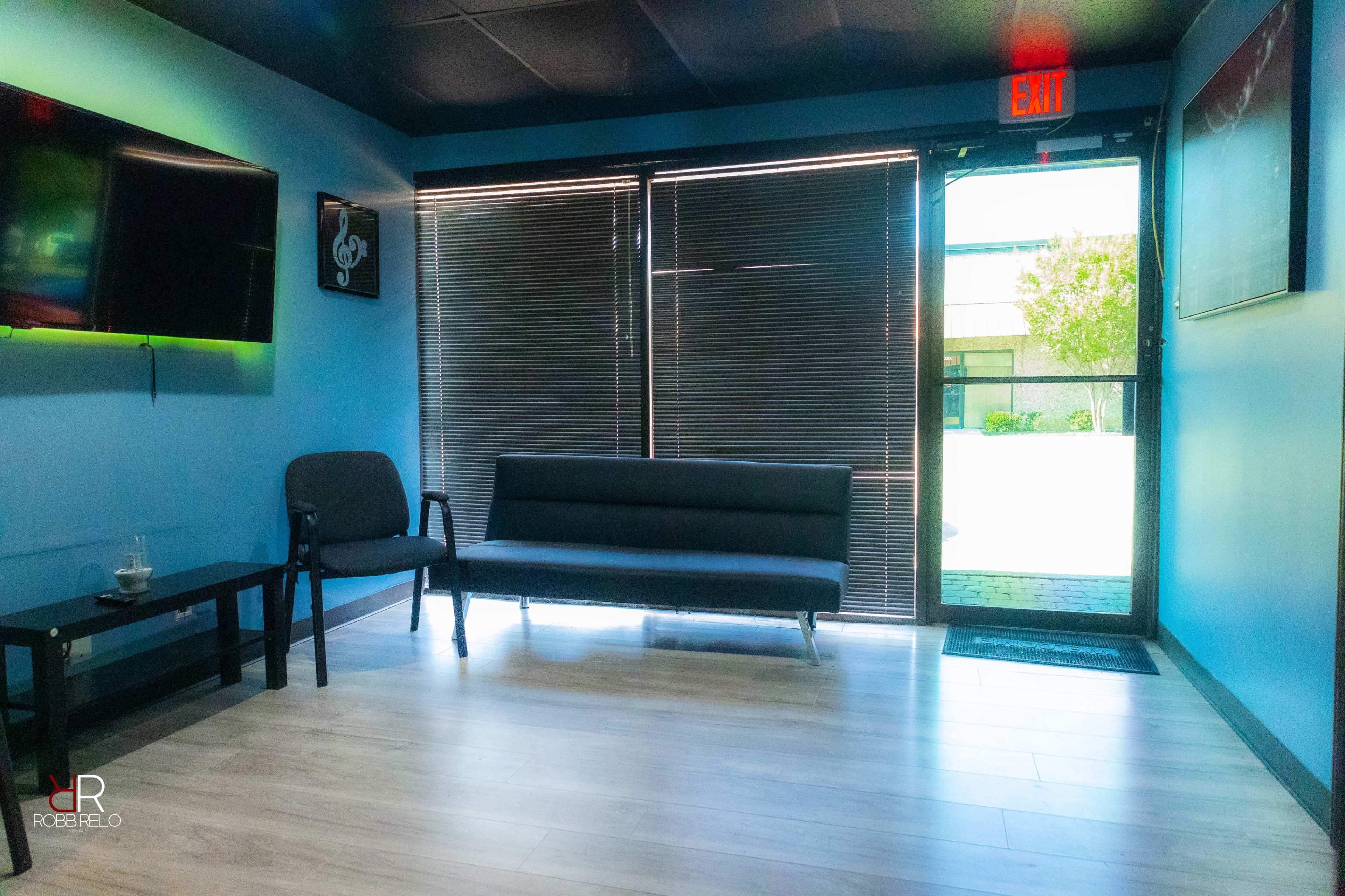 5 mintues from Cowboys stadium Image in North Arlington, Arlington, TX