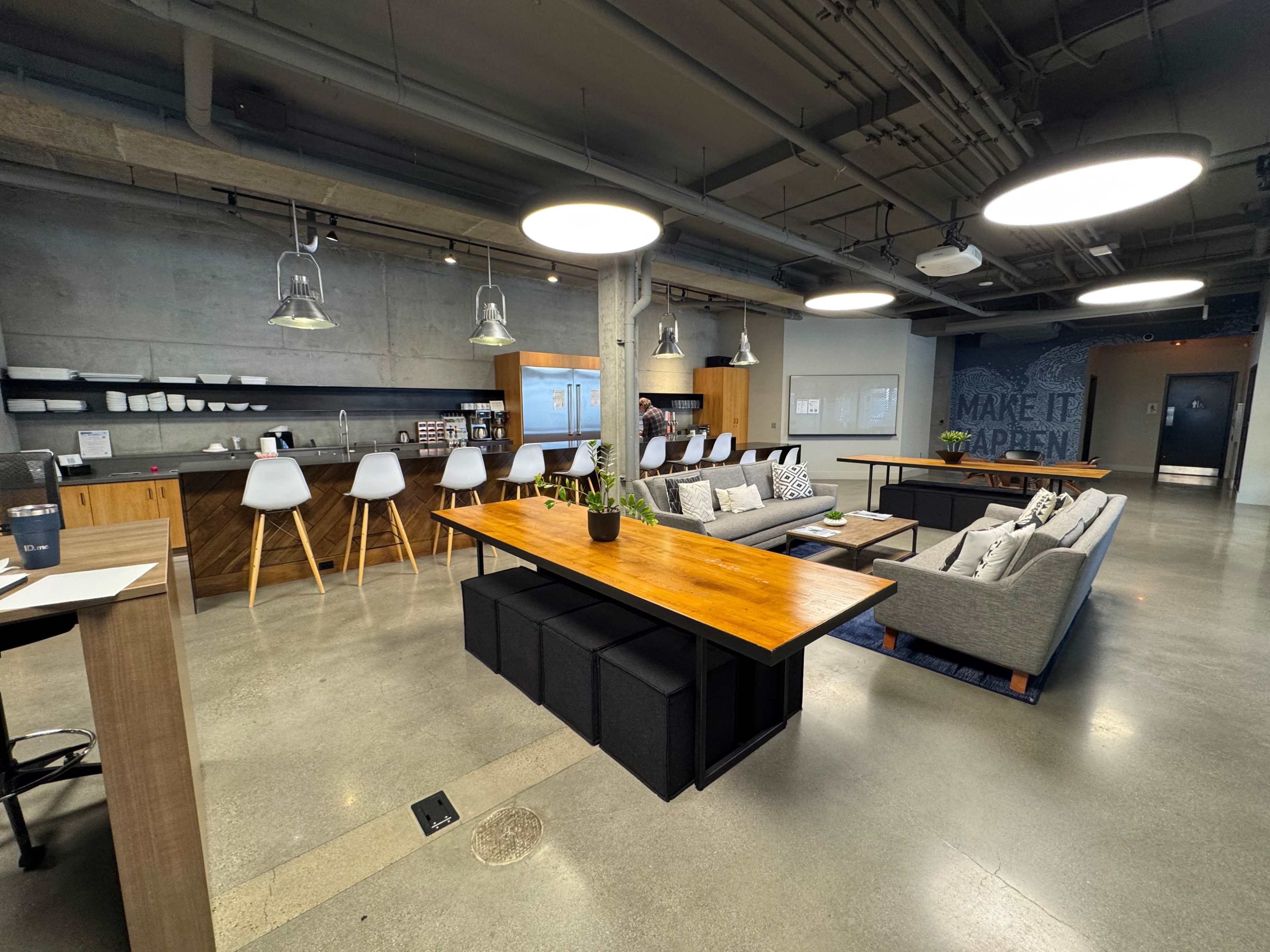 CommonGrounds Workplace Image in Carlsbad, Carlsbad, CA