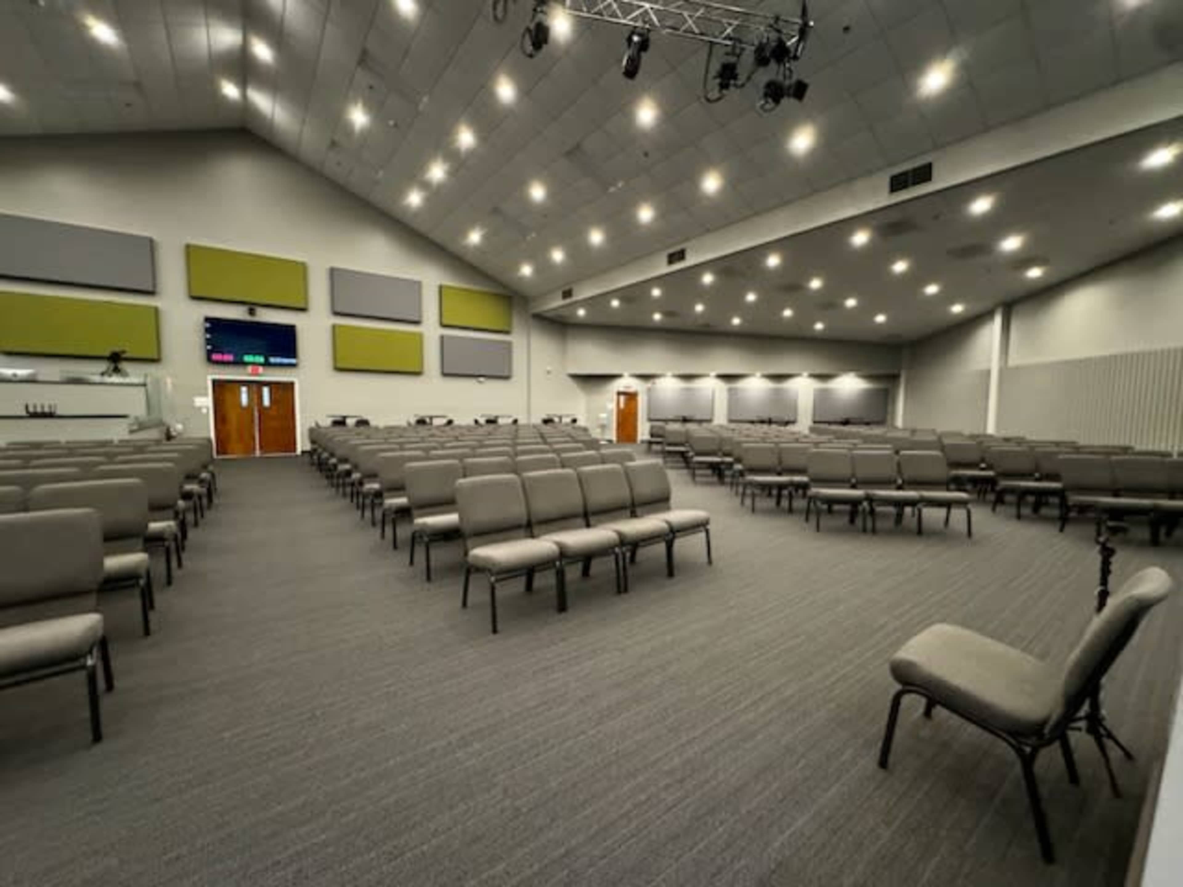 Large  Well-appointed Auditorium Image in Hopkinton, Hopkinton, MA