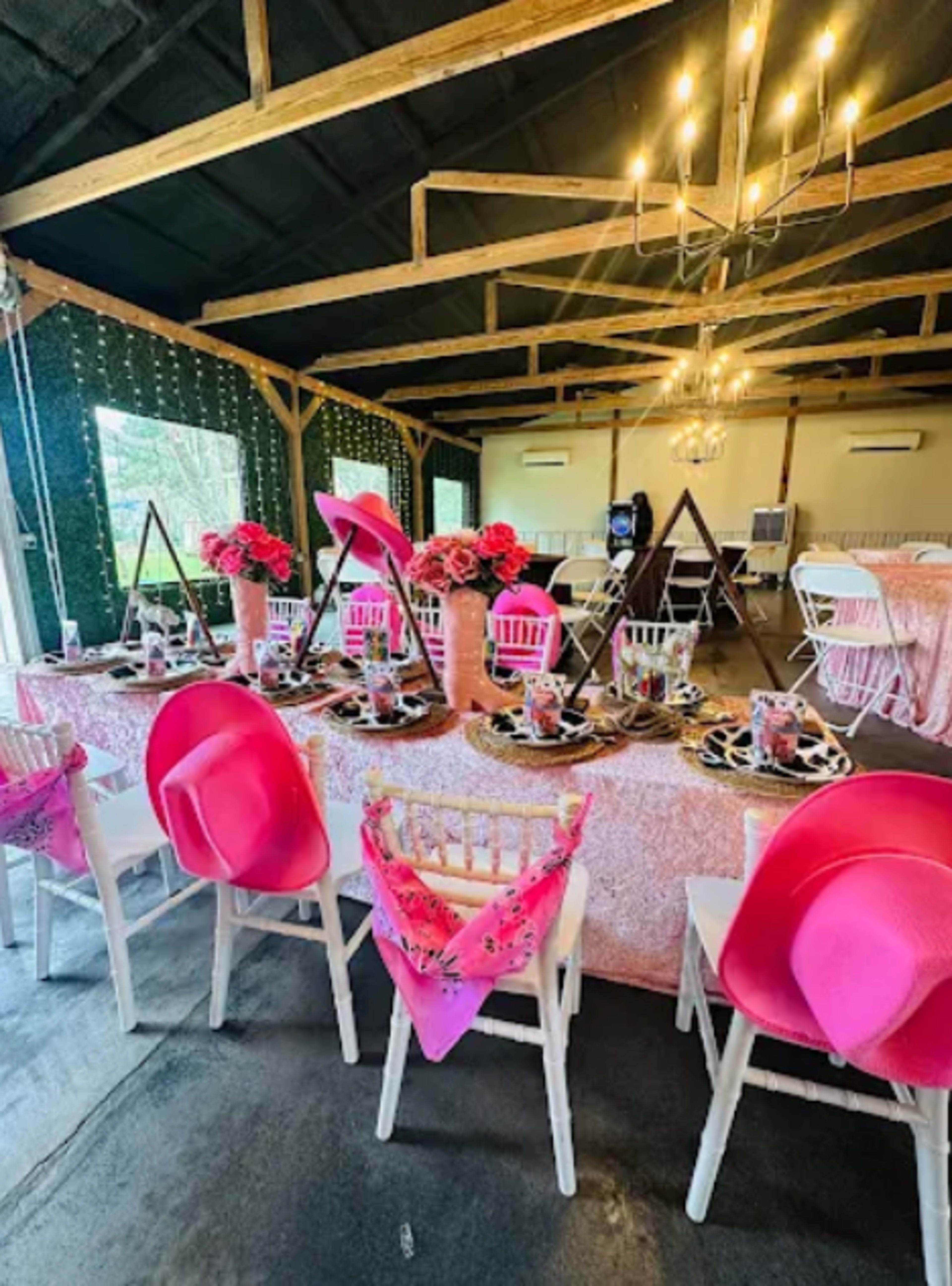 Indoor Ranch Event Venue with Air Conditioning & Bar Image in , Katy, TX