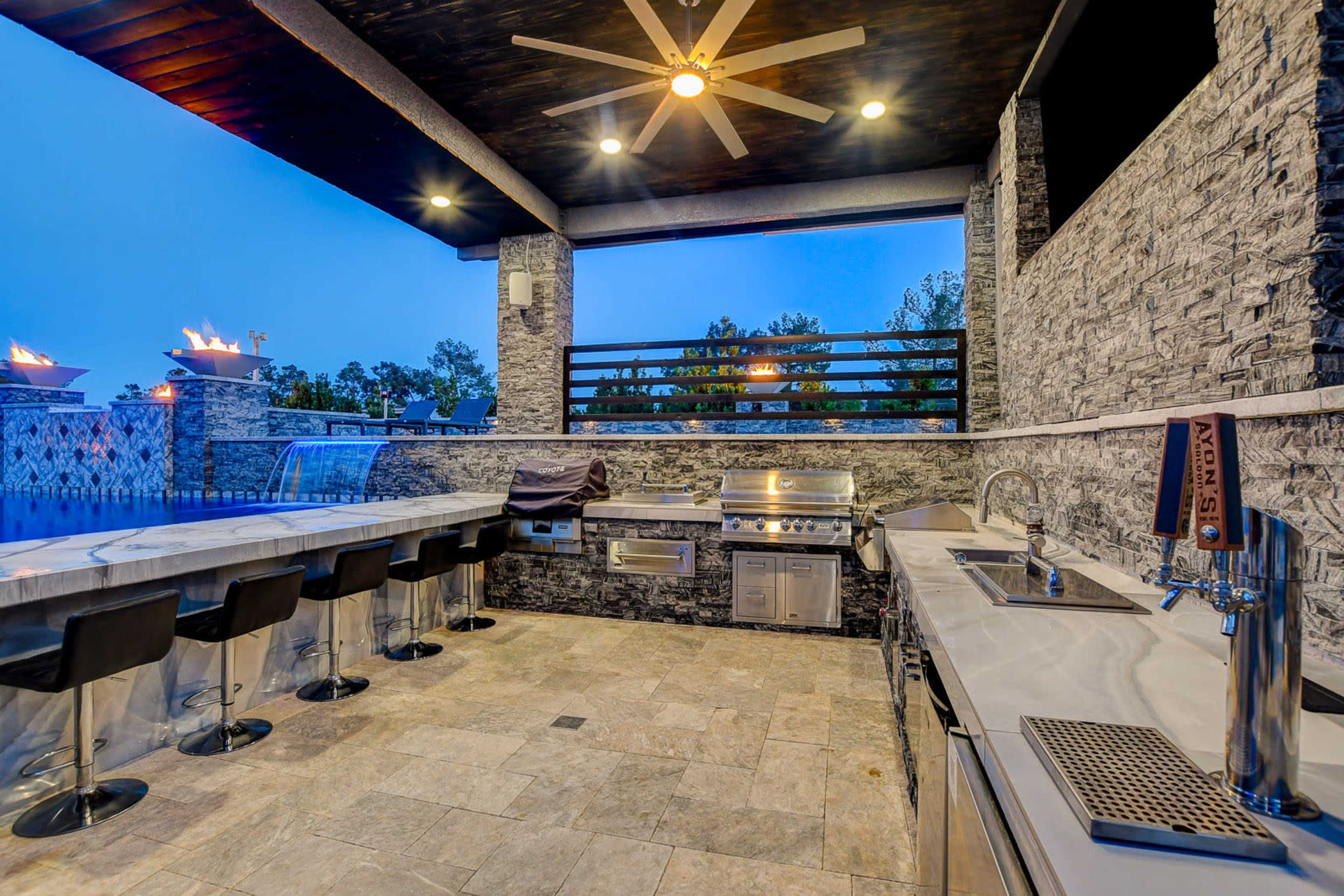 Huge Backyard with Pool, Spa and In-Ground BBQ Area Image in Tule Springs, Las Vegas, NV