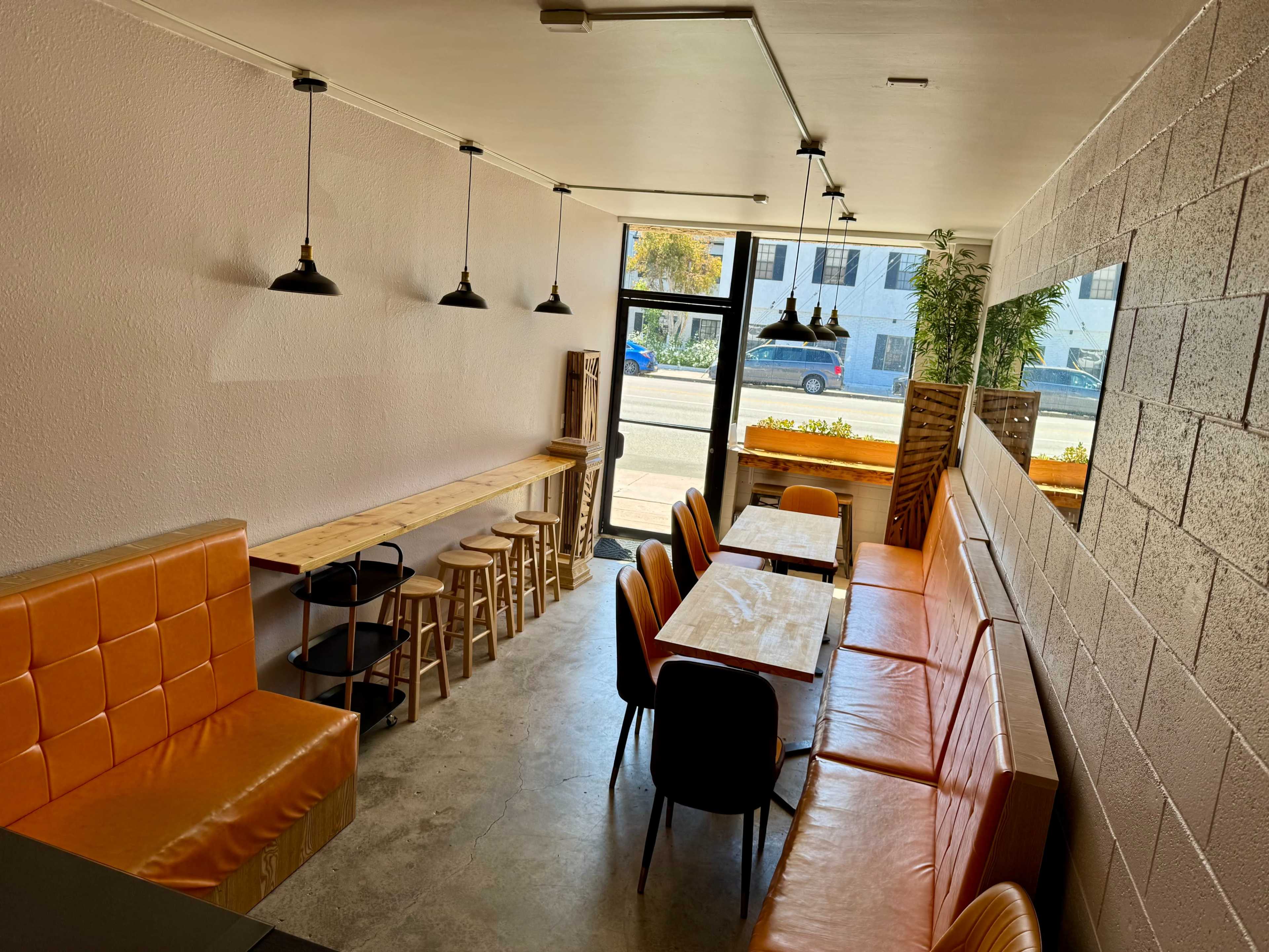 Coffee Shop Restaurant Image in Mar Vista, Los Angeles, CA