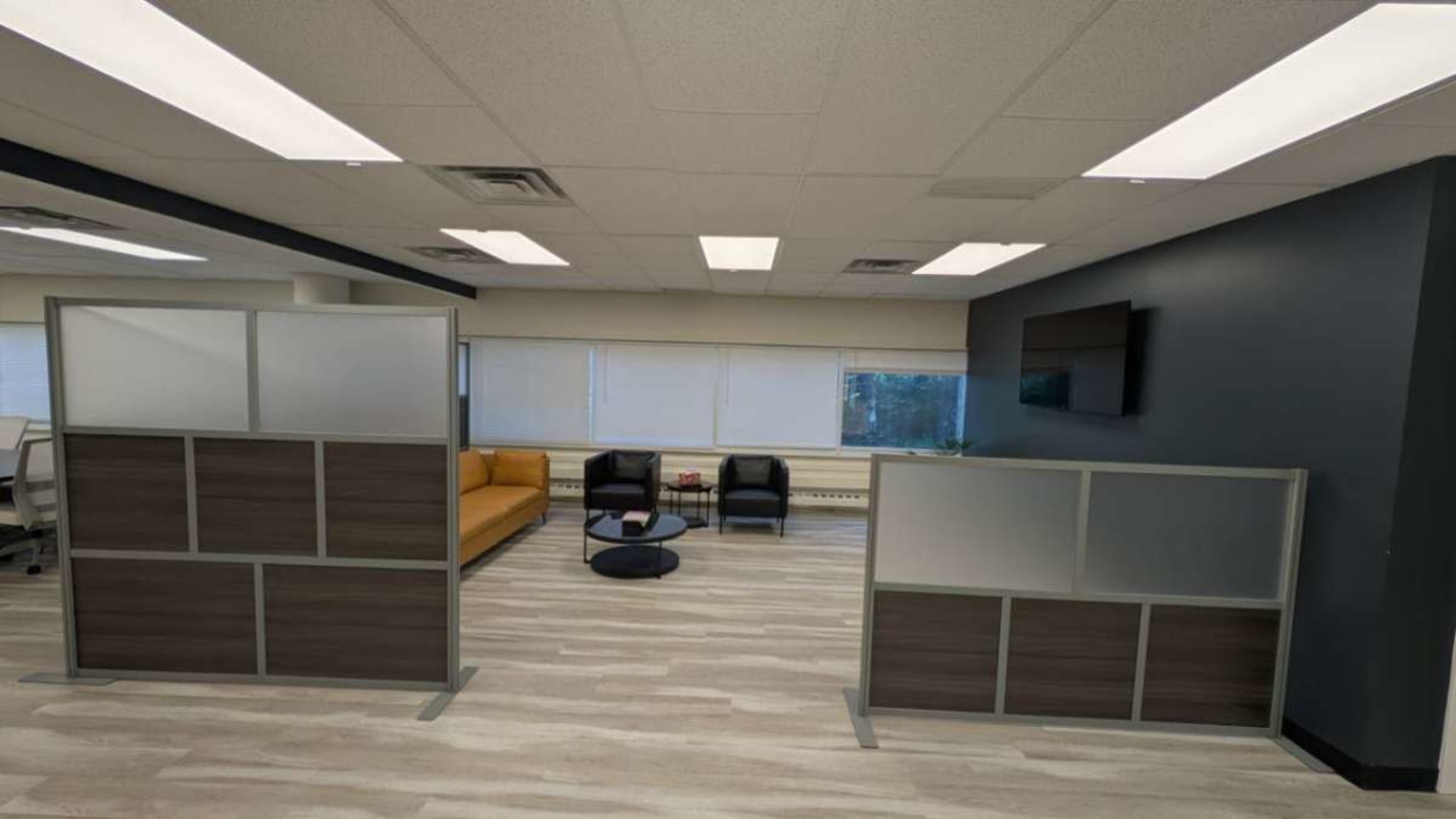 Office Space with conference and main desk Image in York Township, Lombard, IL