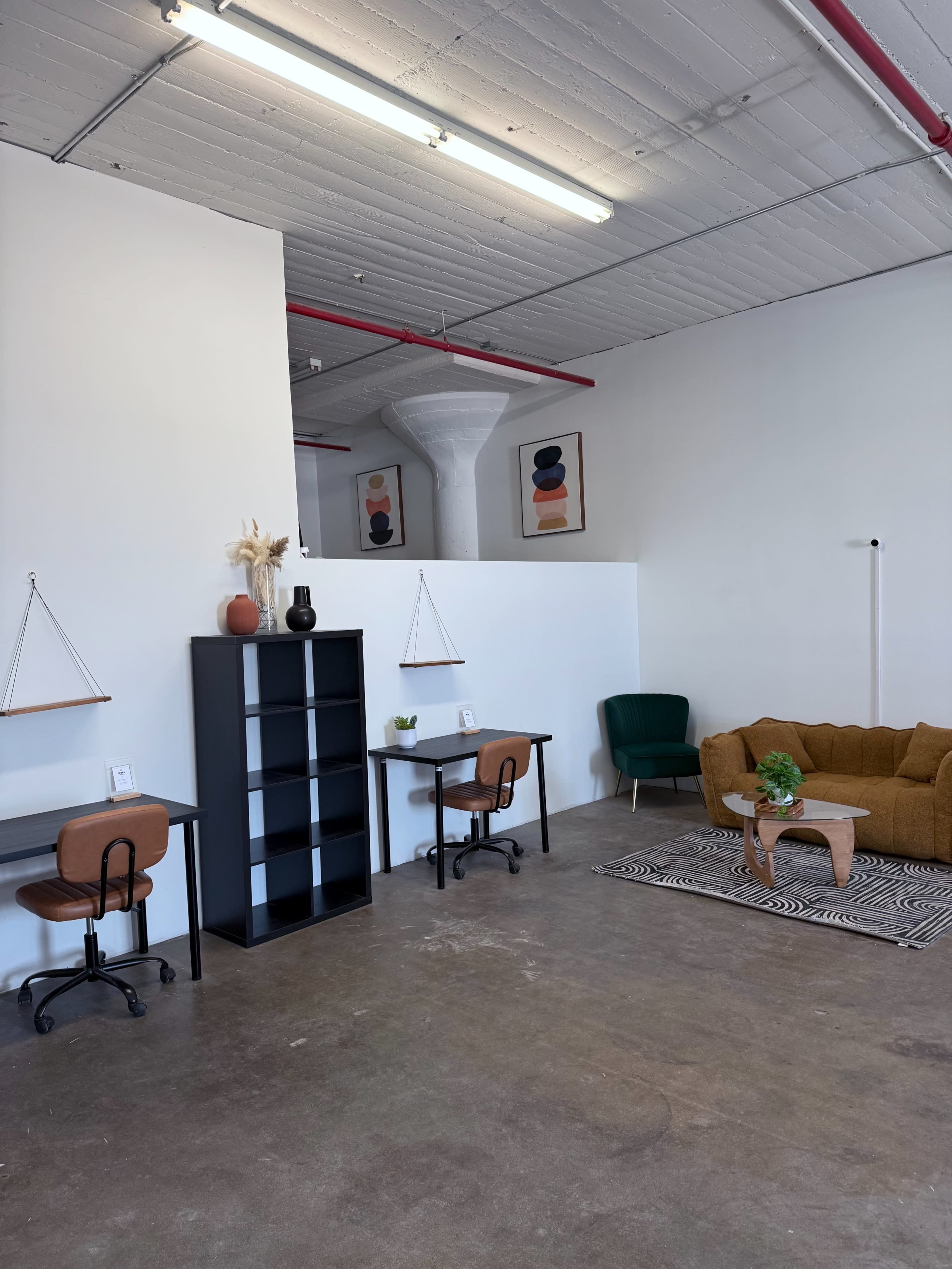 Bright Boho, Natural Light Studio with Equipment and AC | DTLA Image in Central LA, Los Angeles, CA