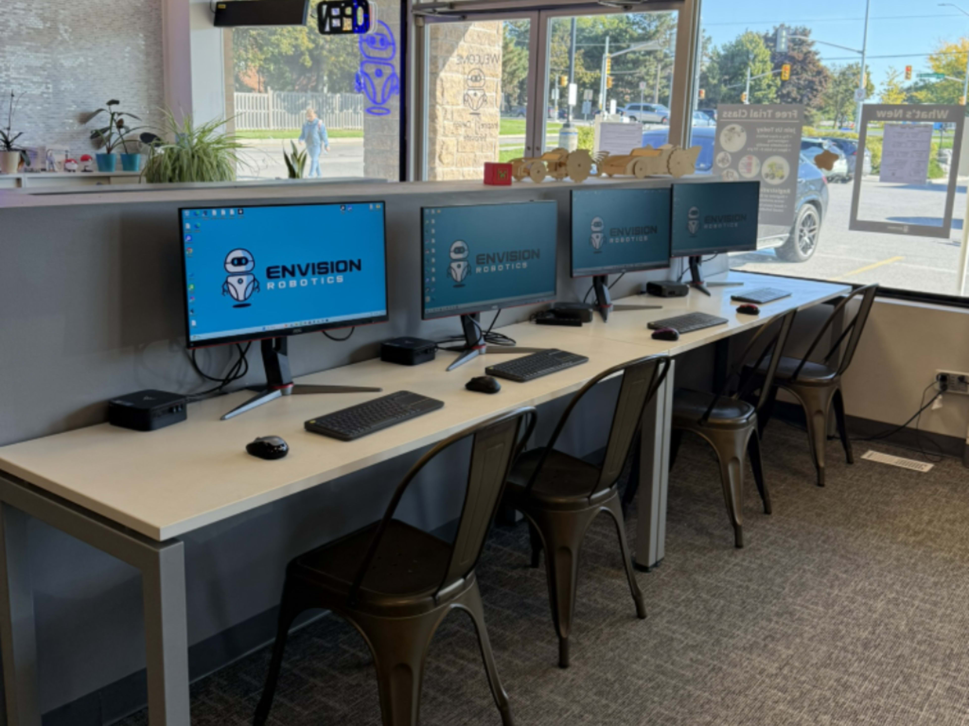 STEM Innovation Studio - Where Big Thinking and Innovation Happen! Image in Thornhill, Thornhill, ON