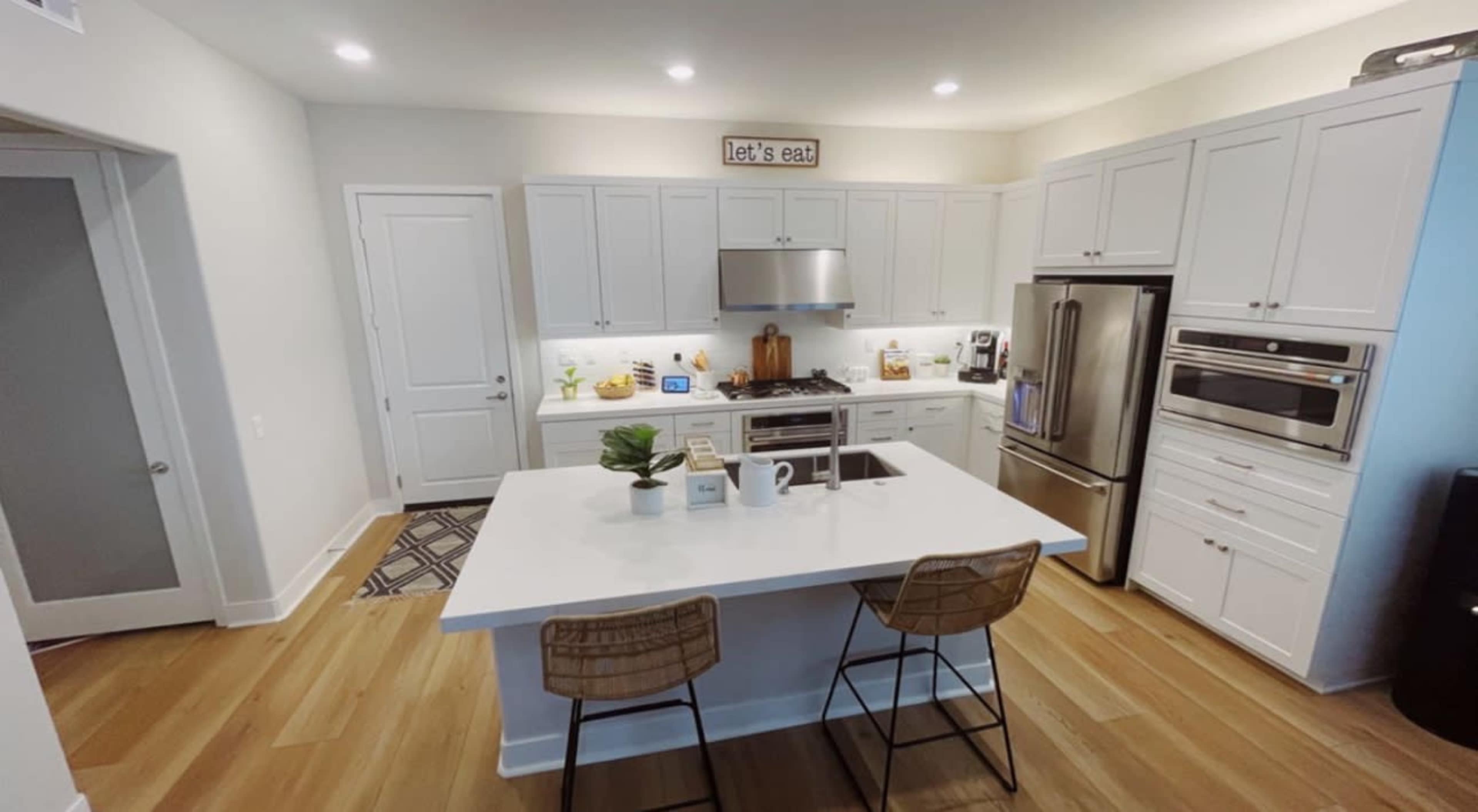 Suburban Modern Home with beautiful open kitchen Image in , Valencia, CA