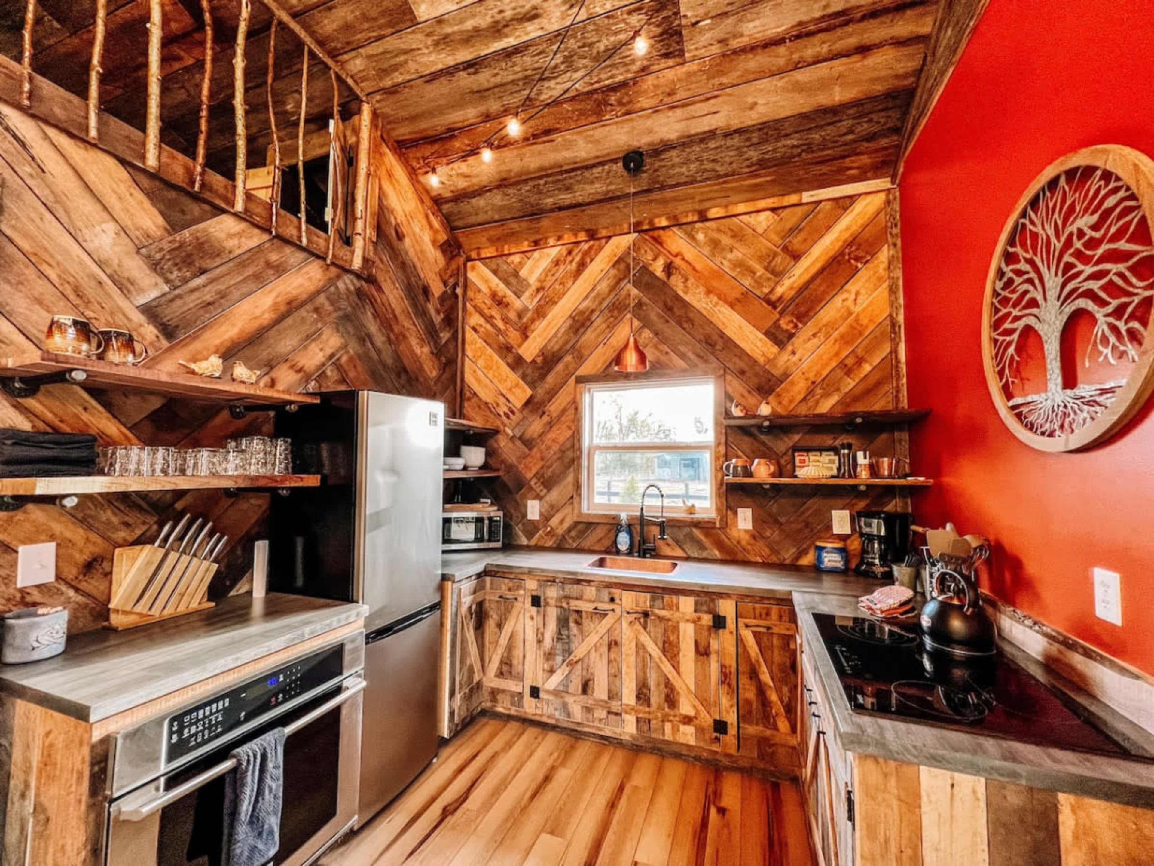 Unique Treehouse Image in Decatur, Indianapolis, IN
