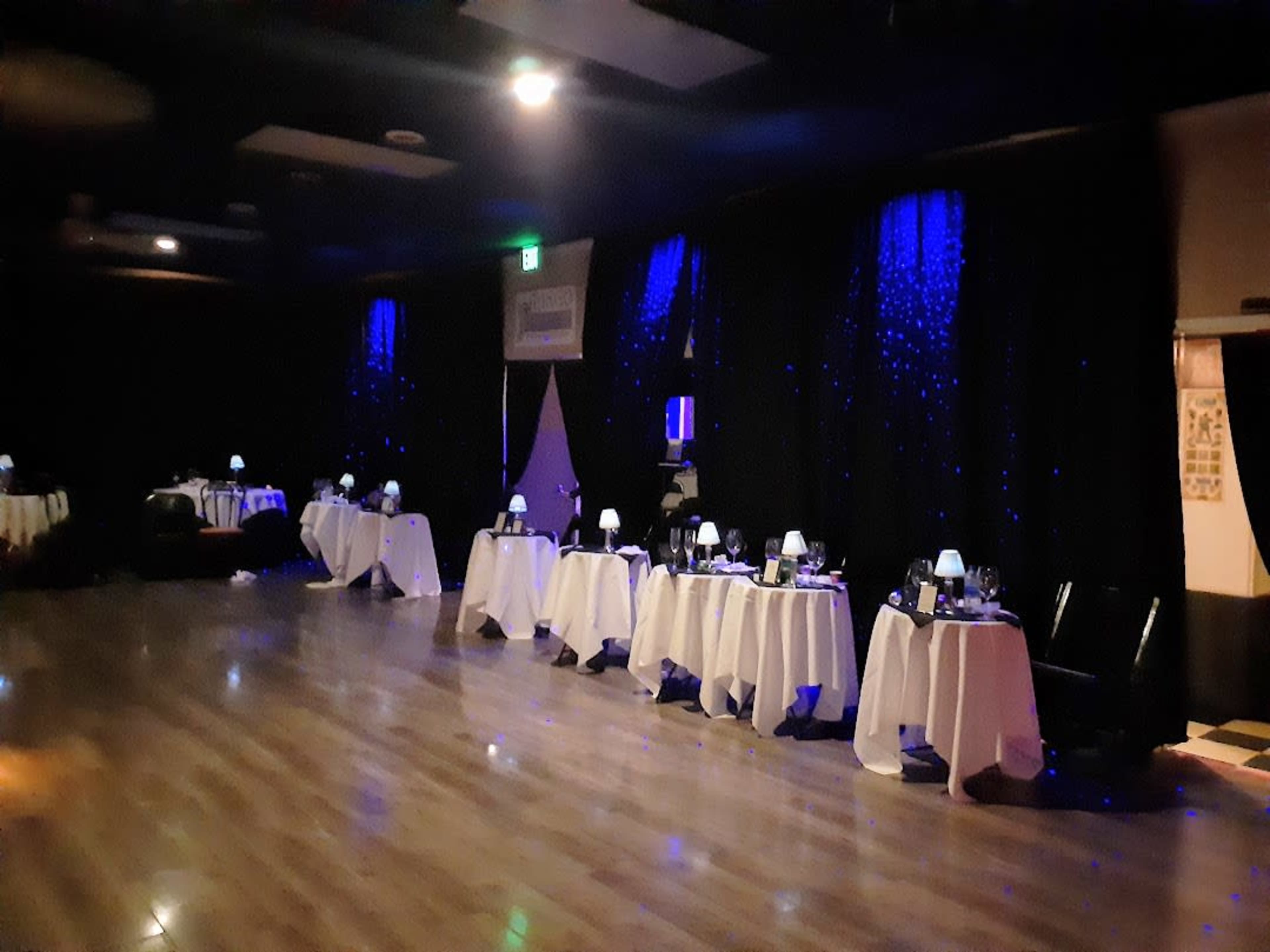 Unique, cozy private dance studio and rehearsal space. Image in Sherman Oaks, Los Angeles, CA