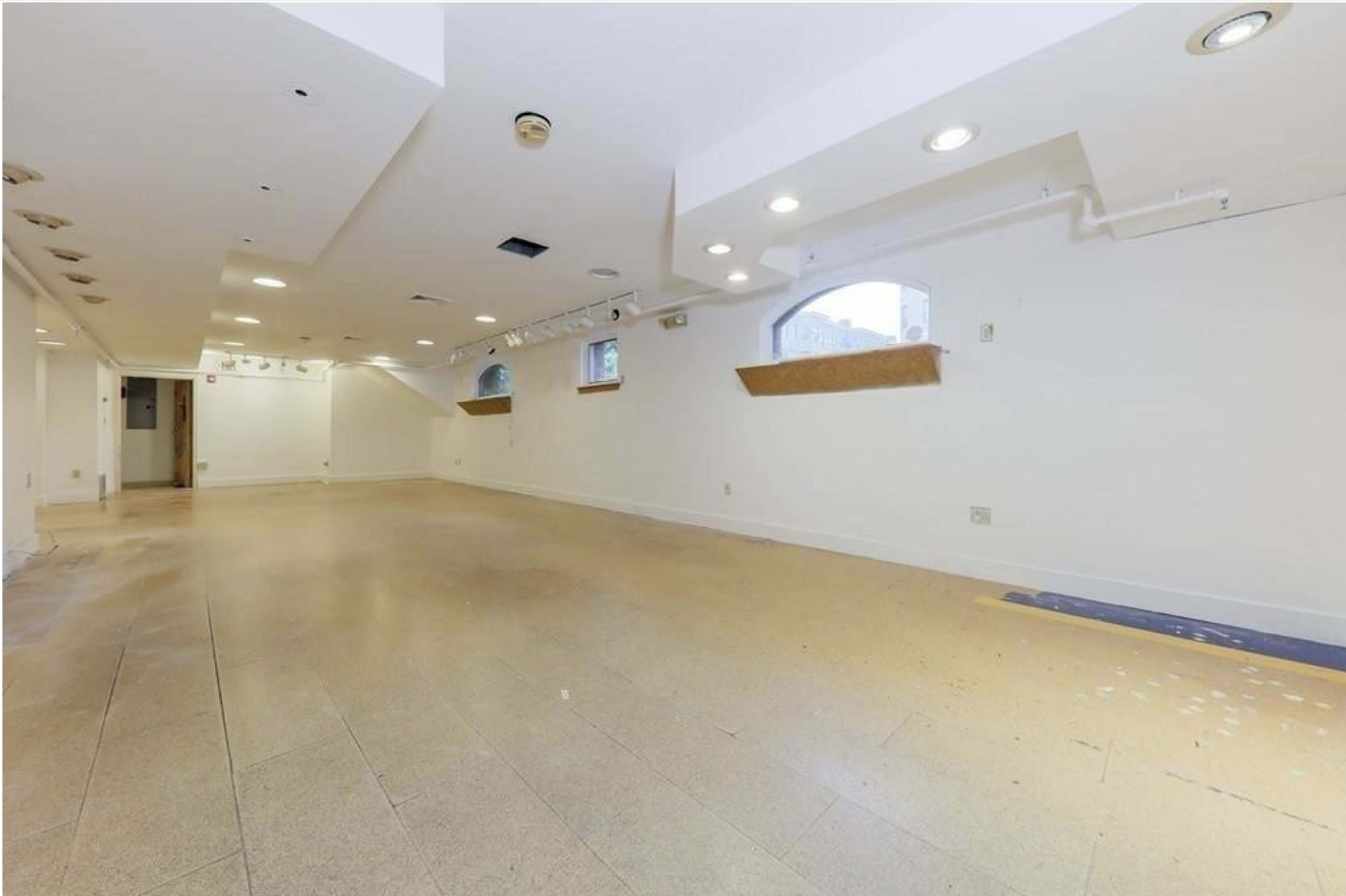 Spacious Urban Basement Studio in Cambridge Image in Neighborhood Nine, Cambridge, MA
