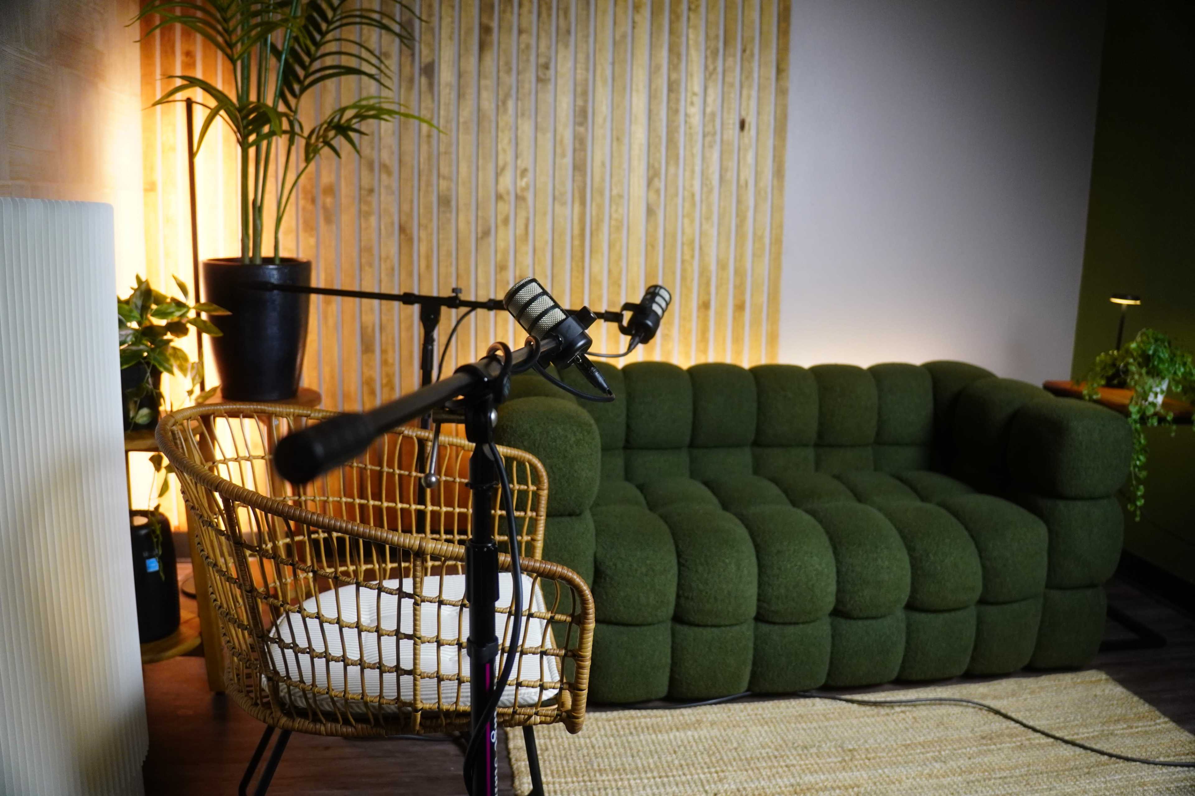 Pro Podcast & Video Studio near Long Beach, CA – Hourly Rental w/ Optional Technician & Gear Image in Lakewood, Lakewood, CA