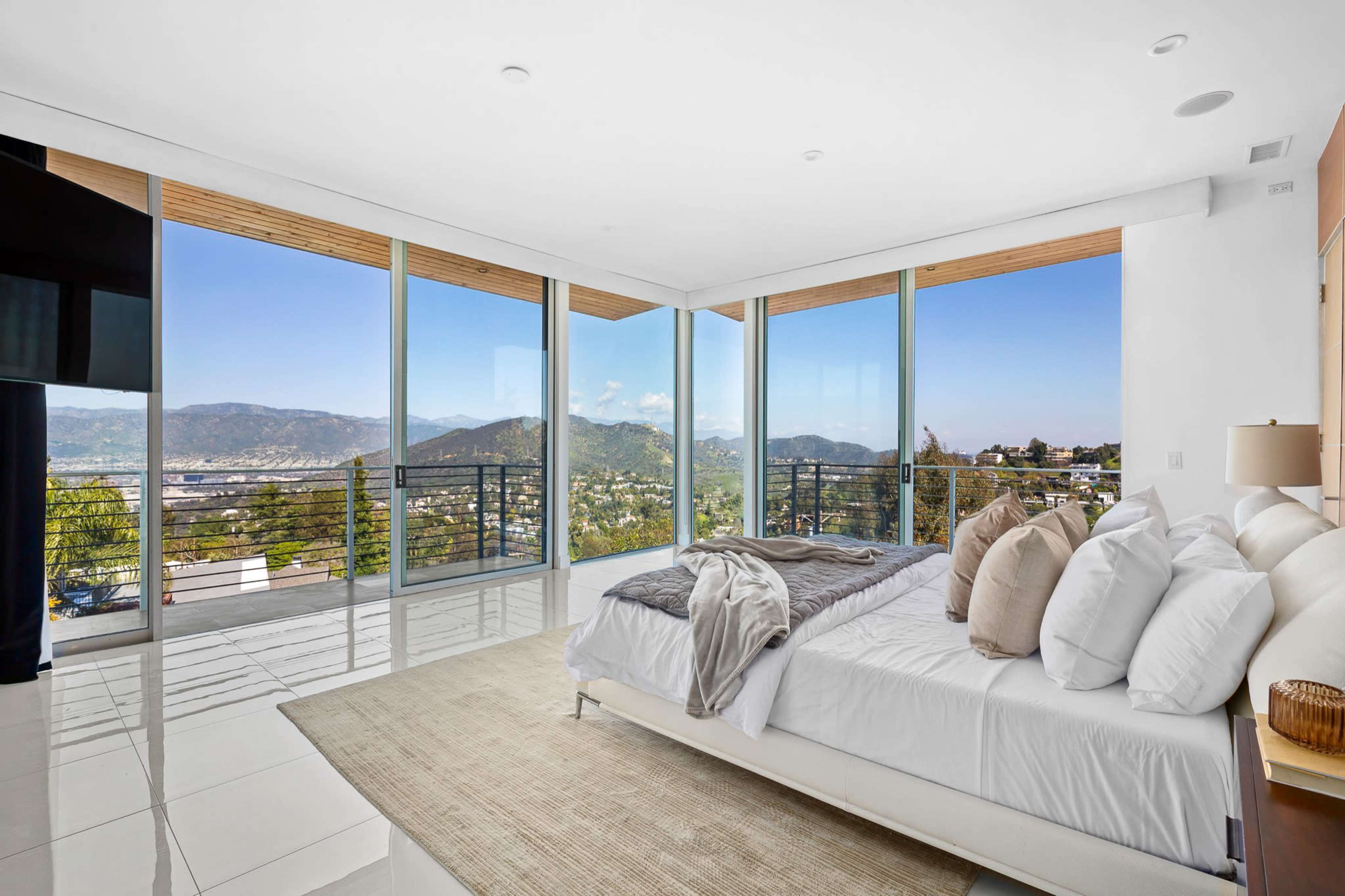 Gated Hollywood Hills Celebrity Compound | Views, Pool & Outdoor Cinema Image in Central LA, los angeles, CA