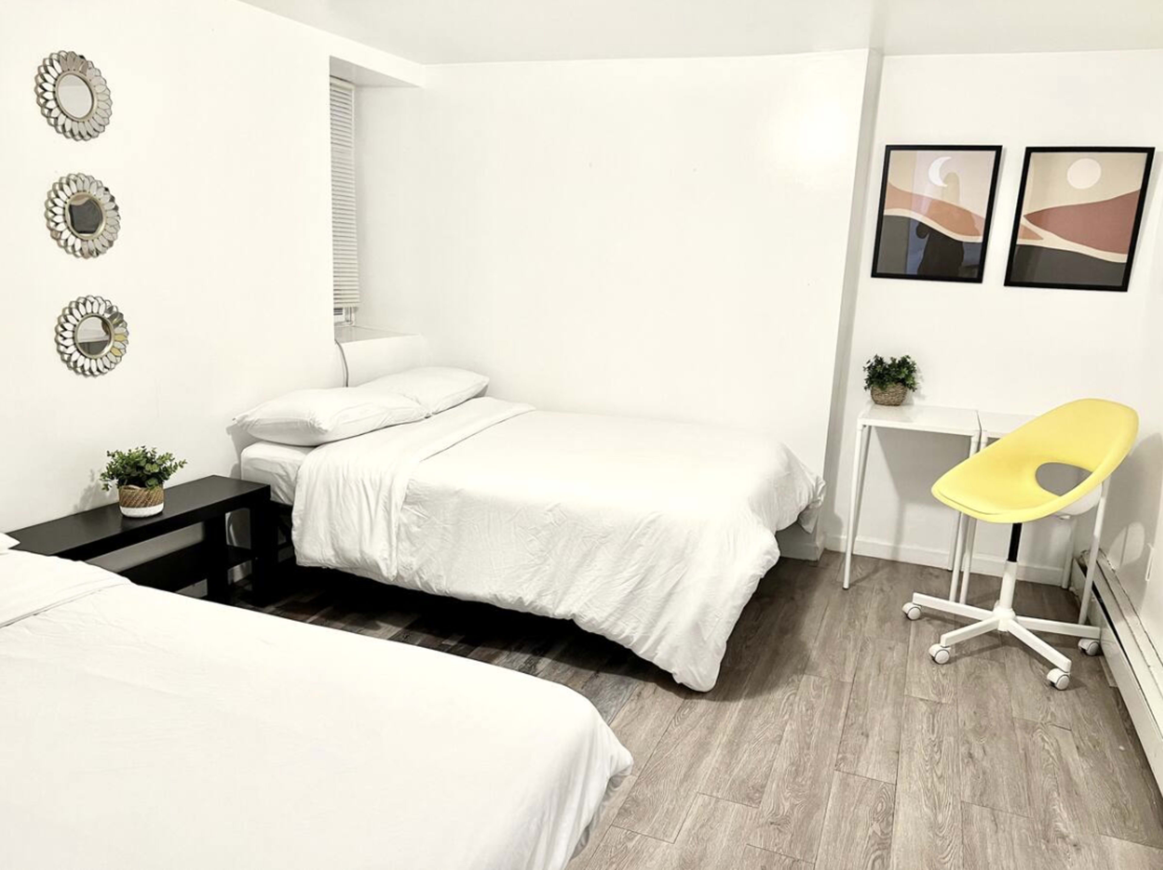 Modern 3-Bedroom Apartment with Private Entrance – Perfect for Meetings, Productions & Small Events Image in West Bronx, bronx, NY