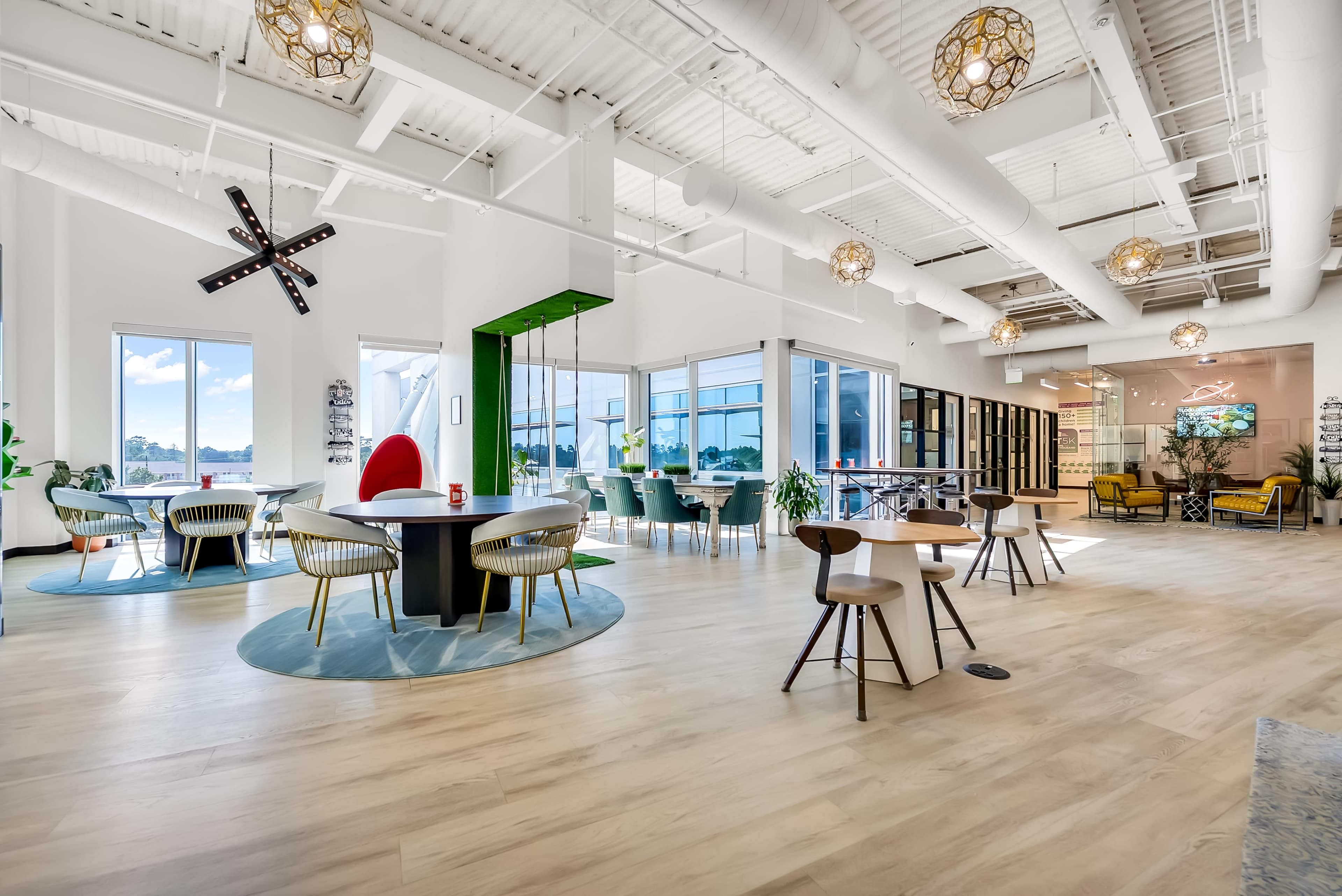 Bright Fourth-Floor Event Lounge with City Views in The Woodlands Image in , The Woodlands, TX