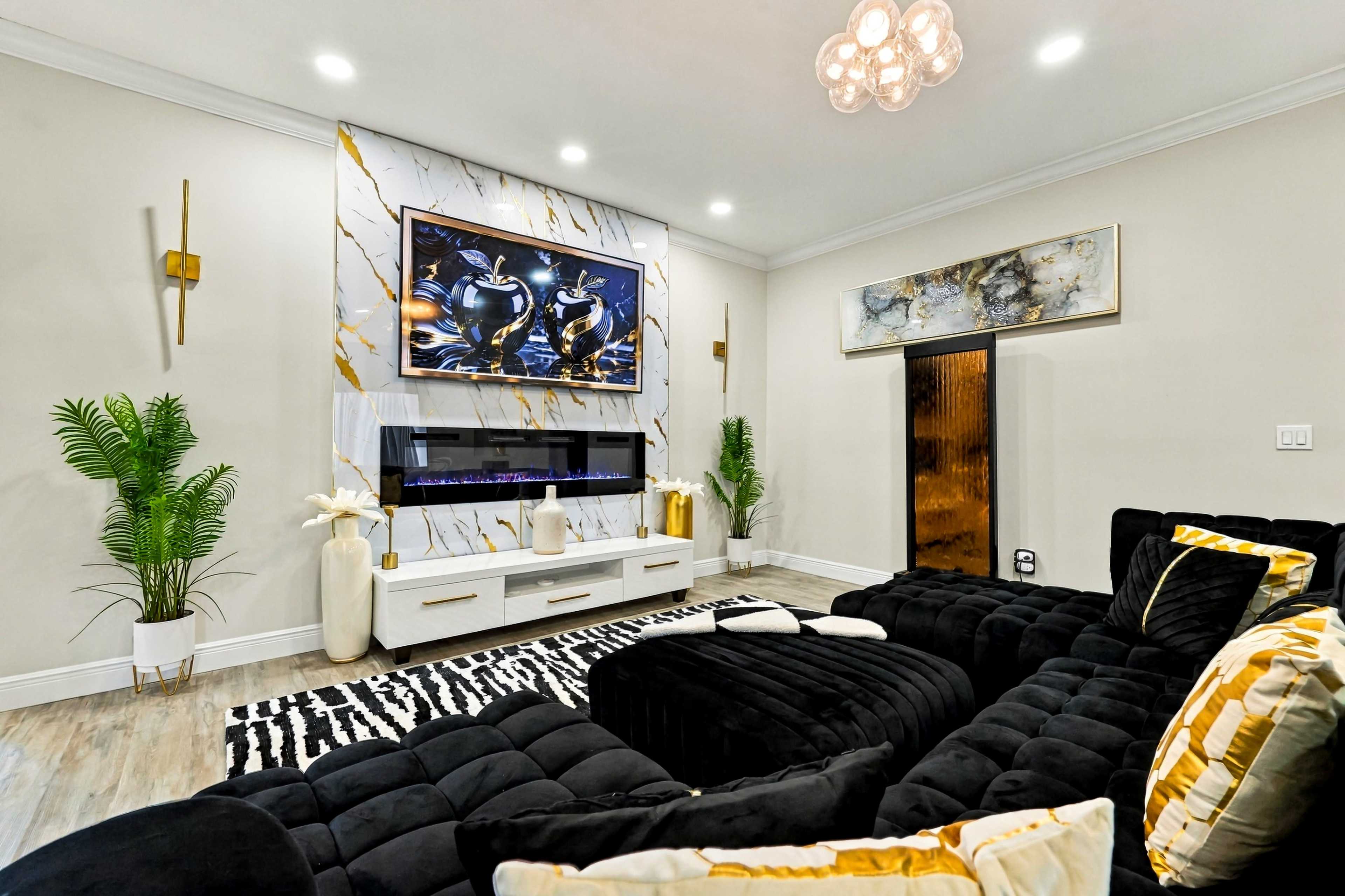 Luxury Modern Home for Photography, Branding & Content Creation Image in Palm Cove, Wesley Chapel, FL