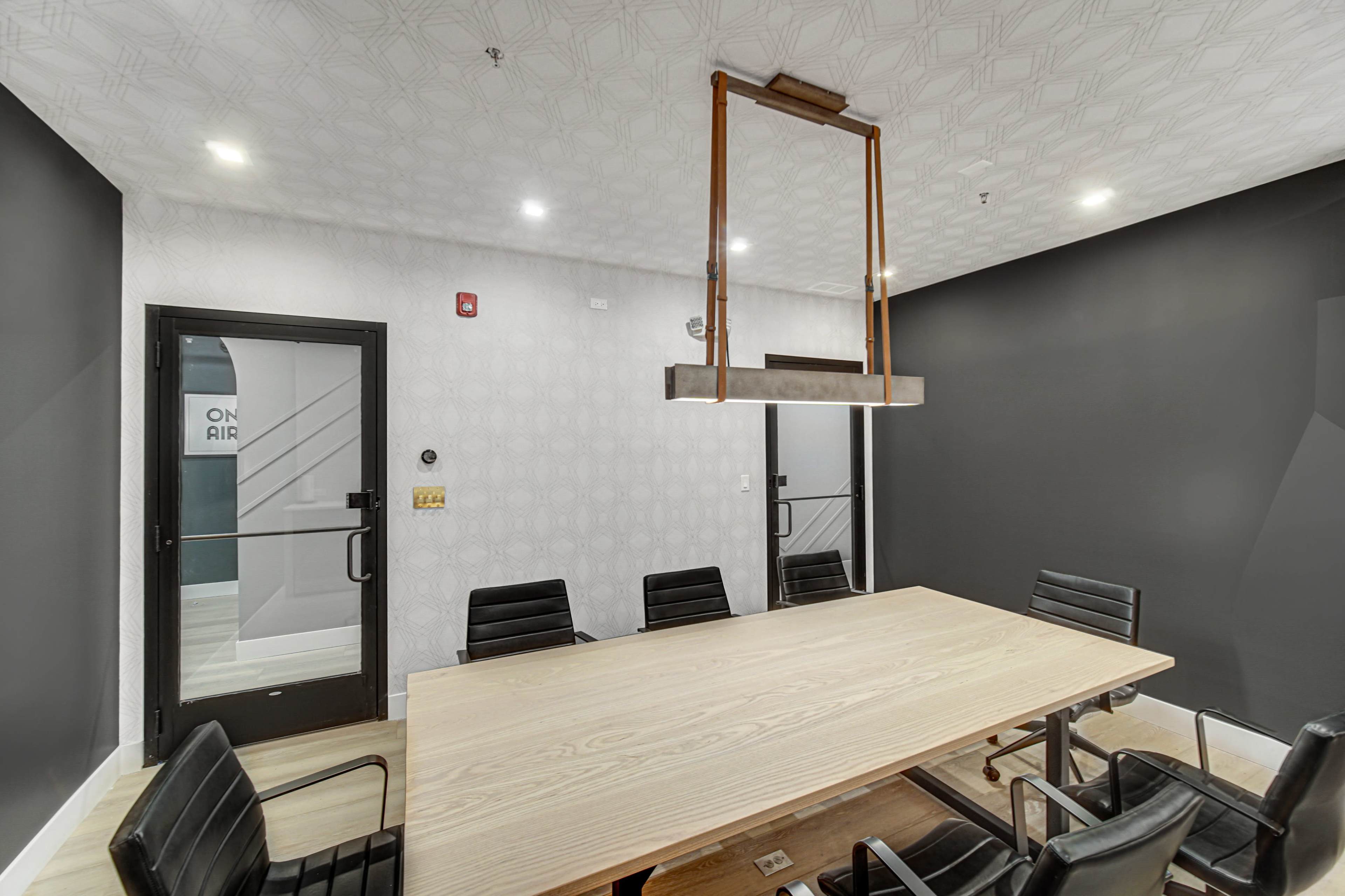 CHIC PROFESSIONAL MODERN CONFERENCE ROOM in downtown Glen Ellyn Image in Milton Township, Glen Ellyn, IL