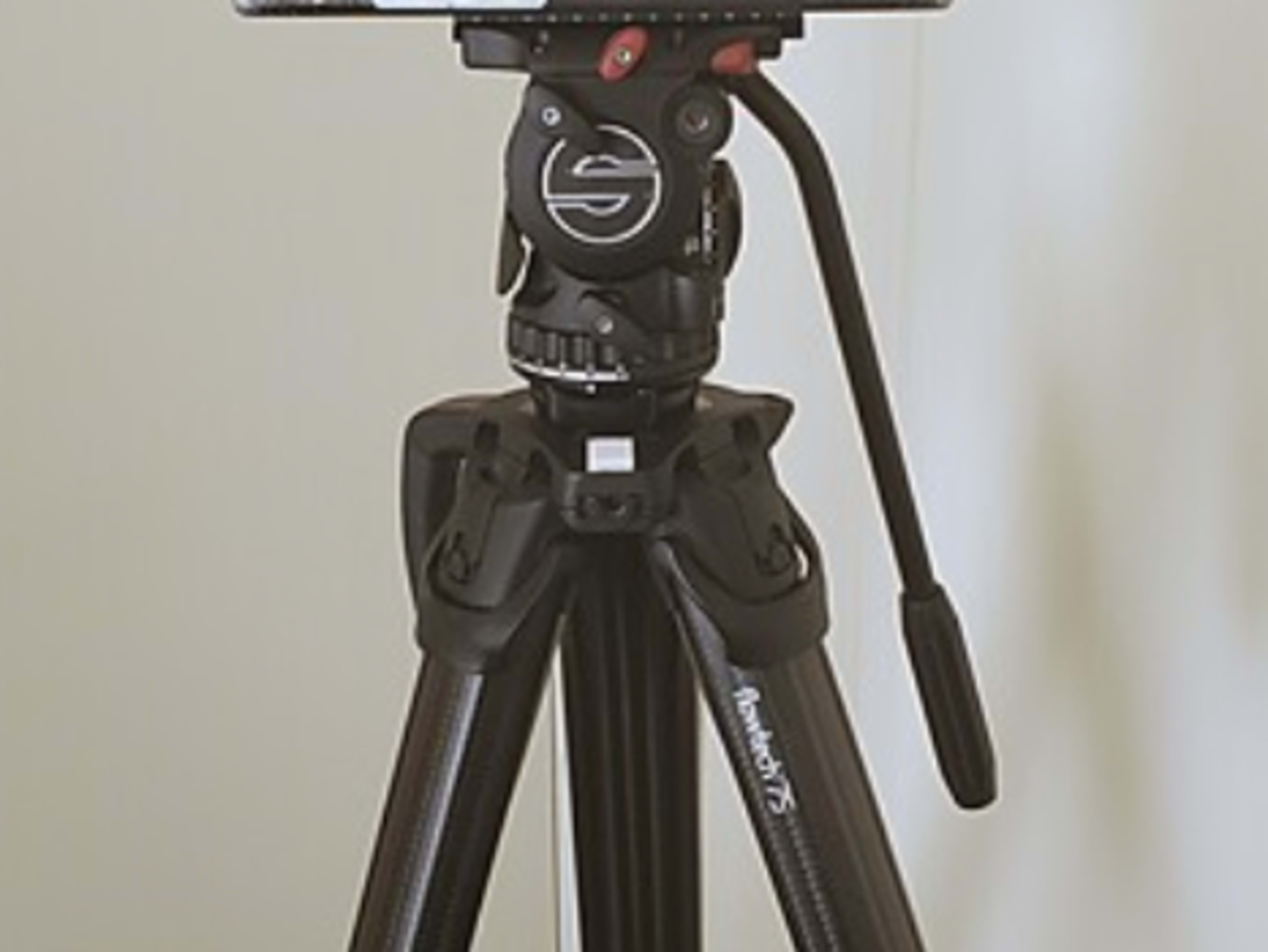 Sachtler Aktiv8 75mm Flowtech Tripod