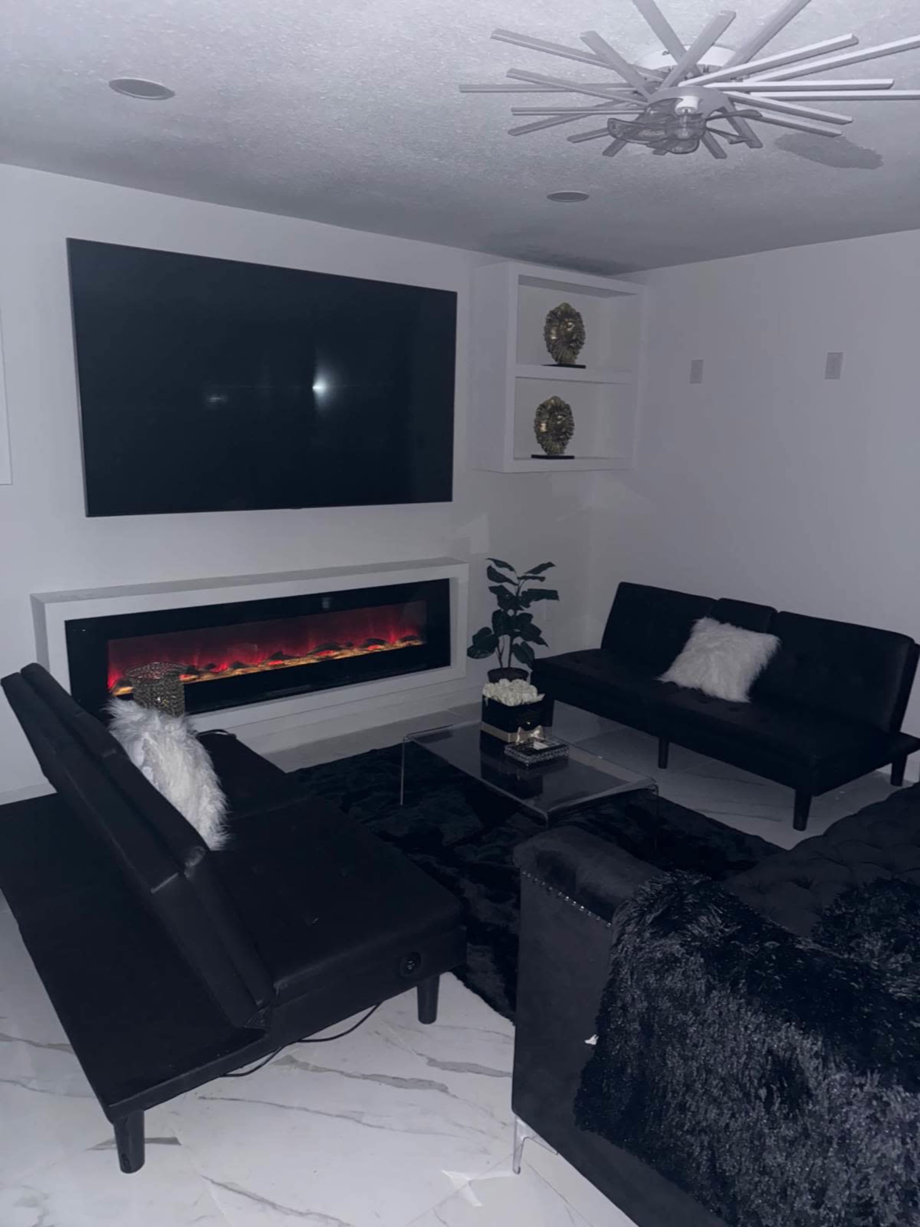 3 Story Luxurious Penthouse Image in , Manvel, TX