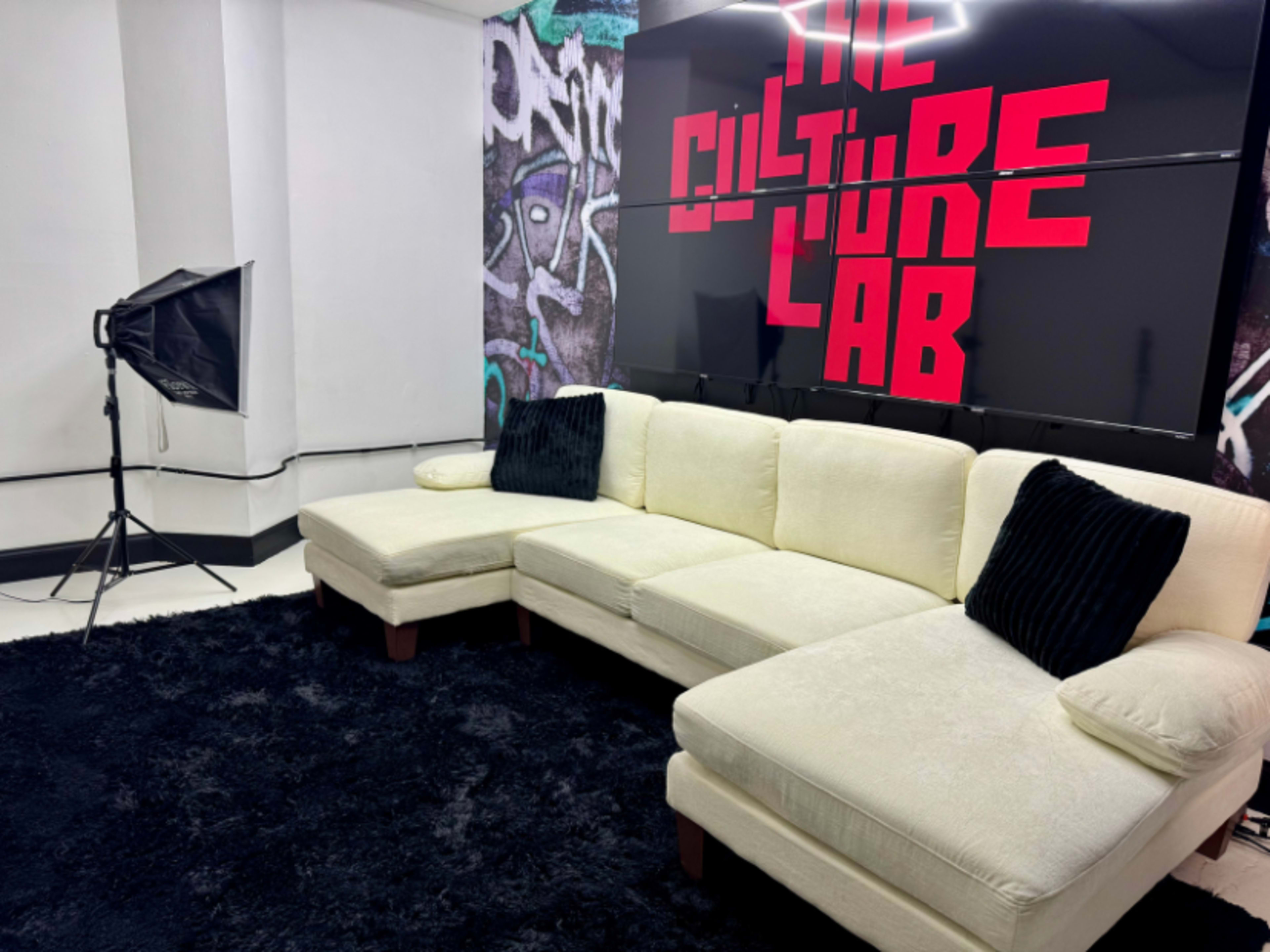 Atlanta Podcast Studio (Camera Included) Image in South Atlanta, Atlanta, GA