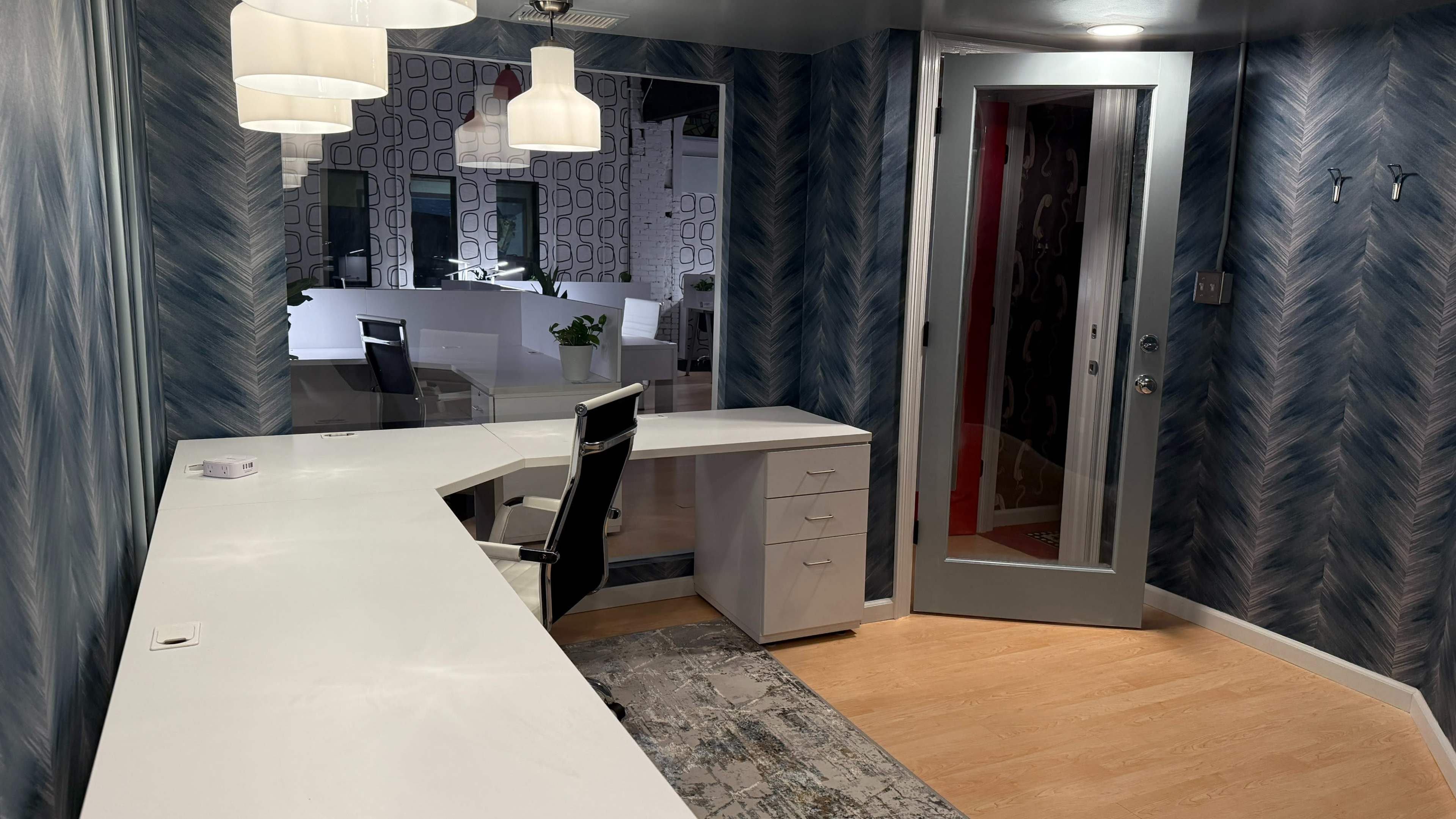 Bright Downtown Studio with Modern Workspaces Image in Downtown Lafayette, Lafayette, LA