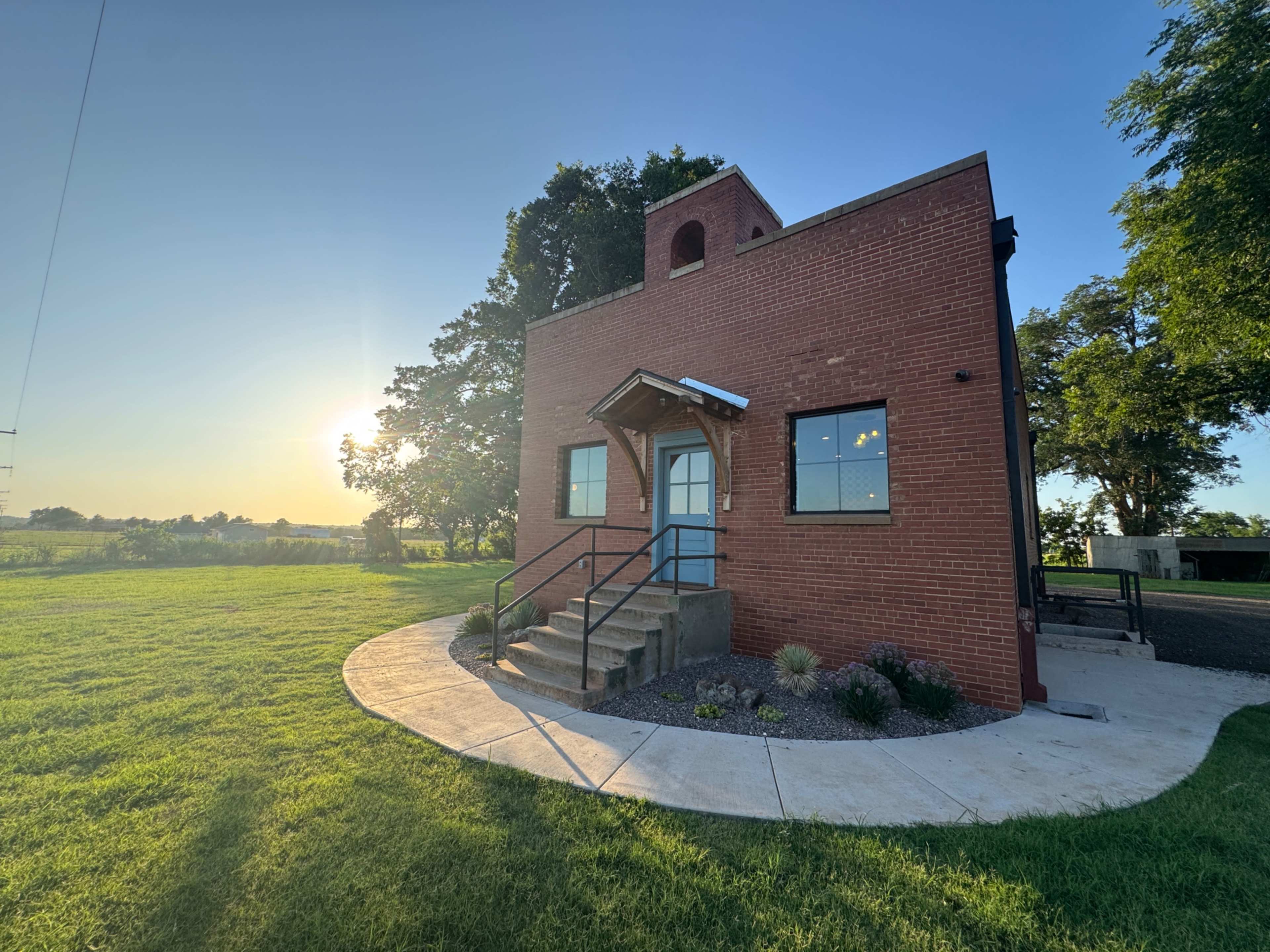 Inspiring 1920s Schoolhouse | Vintage Charm + Modern Comfort for Creatives and Storytellers Image in , Guthrie, OK