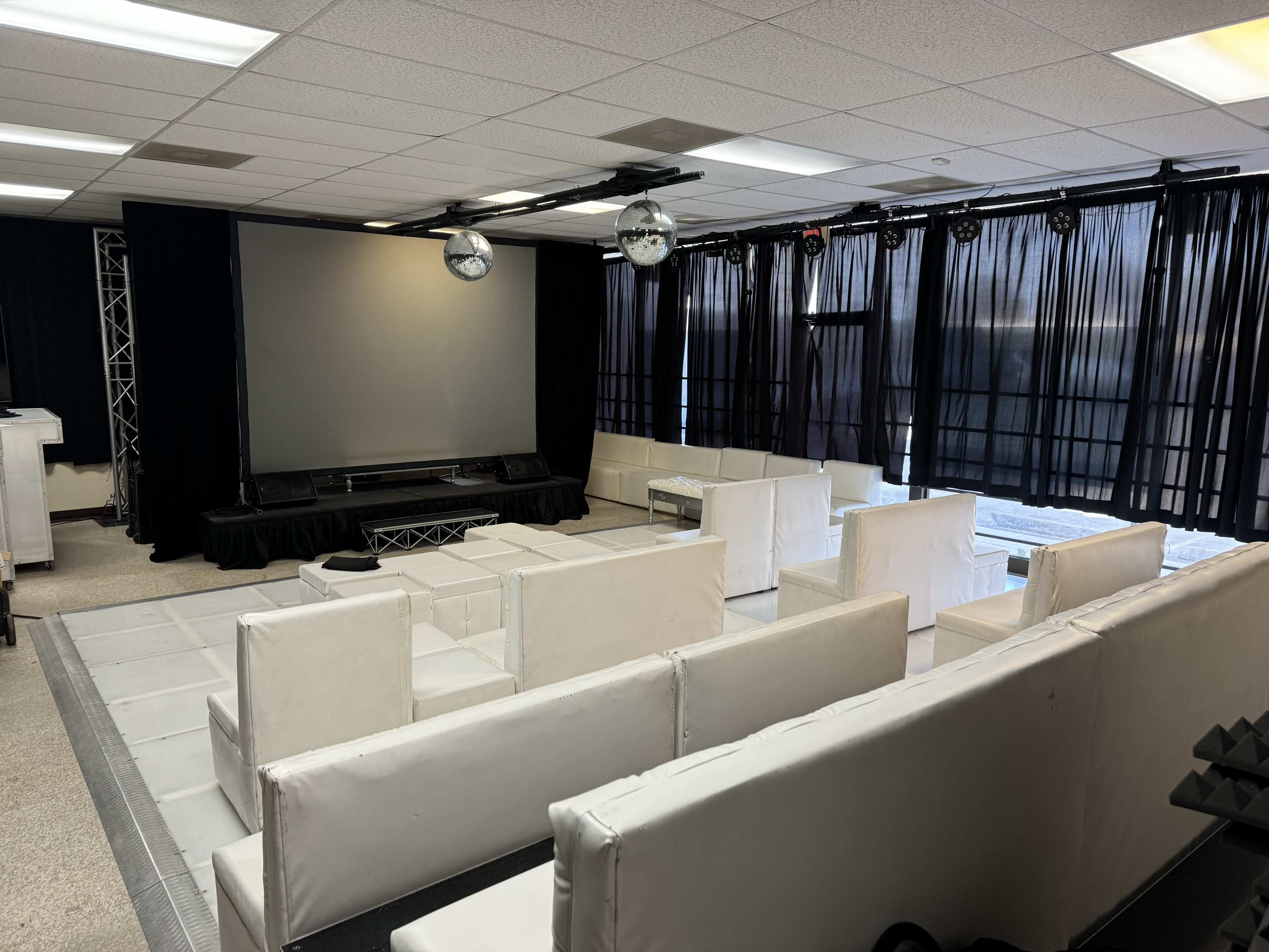 North Central Event Space for 100 w/ LED Floor Included! Image in Inner West Side, San Antonio, TX