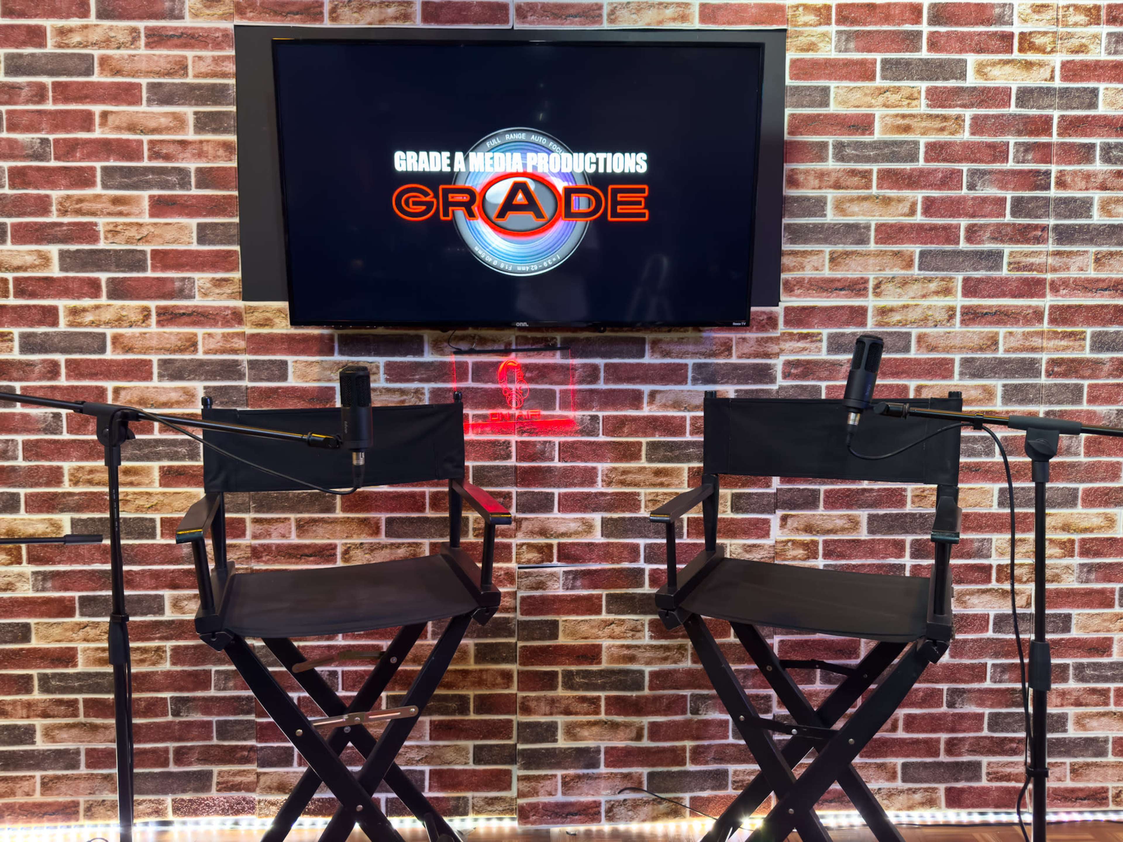 Podcast Room Image in Mid West, Houston, TX