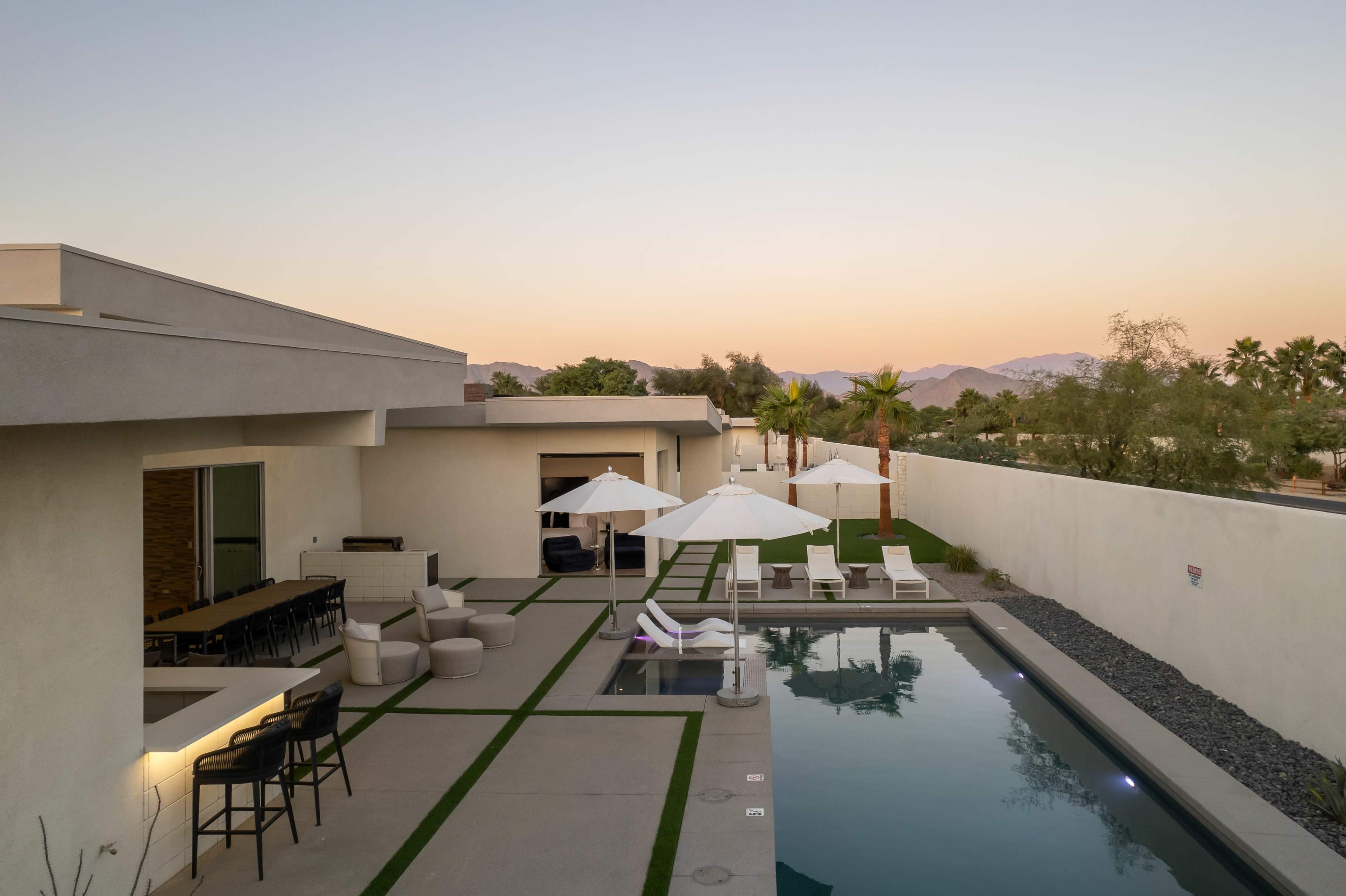 Oxygen @ Elemento49 | Pool & Spa Image in Indio, Indio, CA