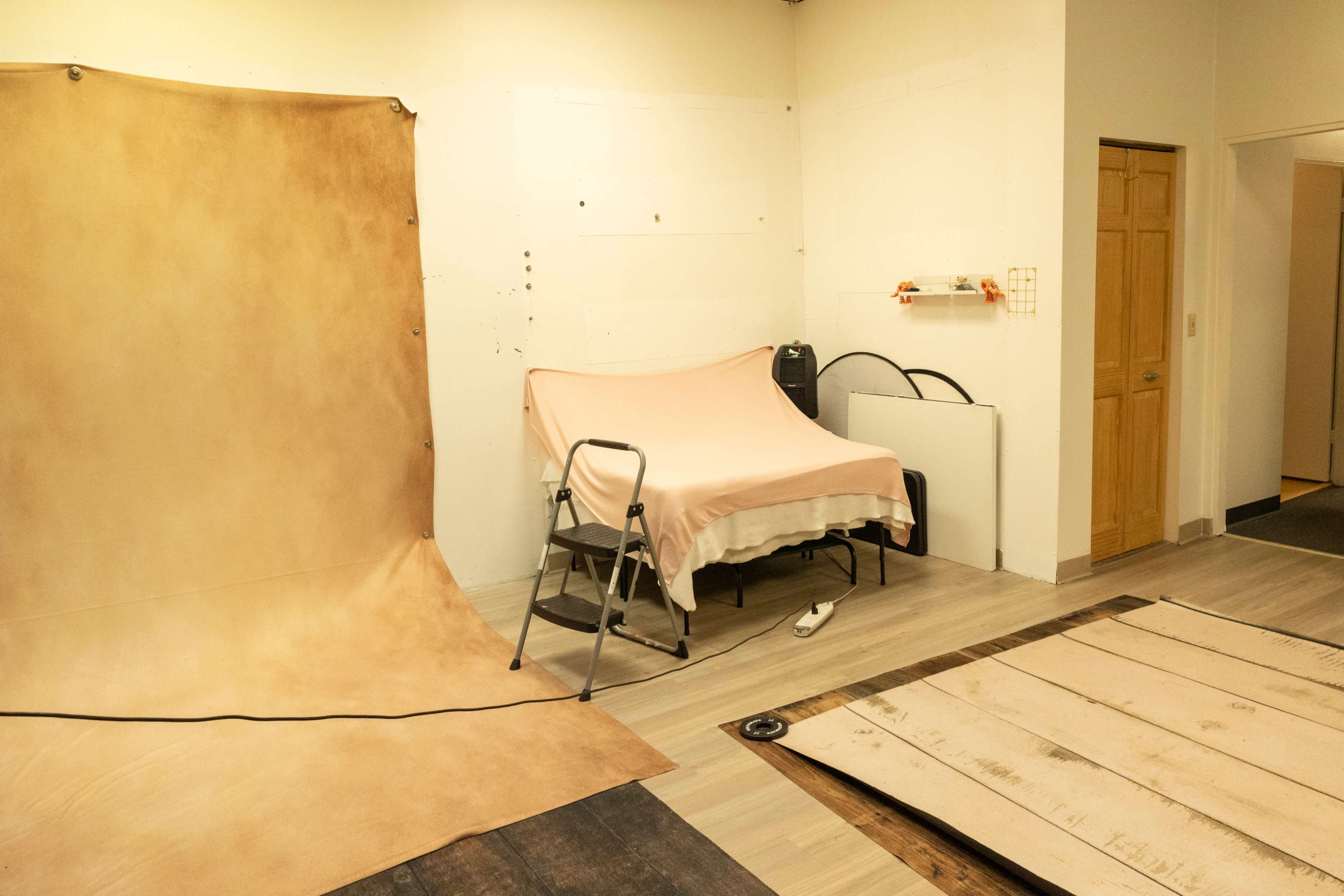 Portrait Photo Studio Image in Brea, Brea, CA