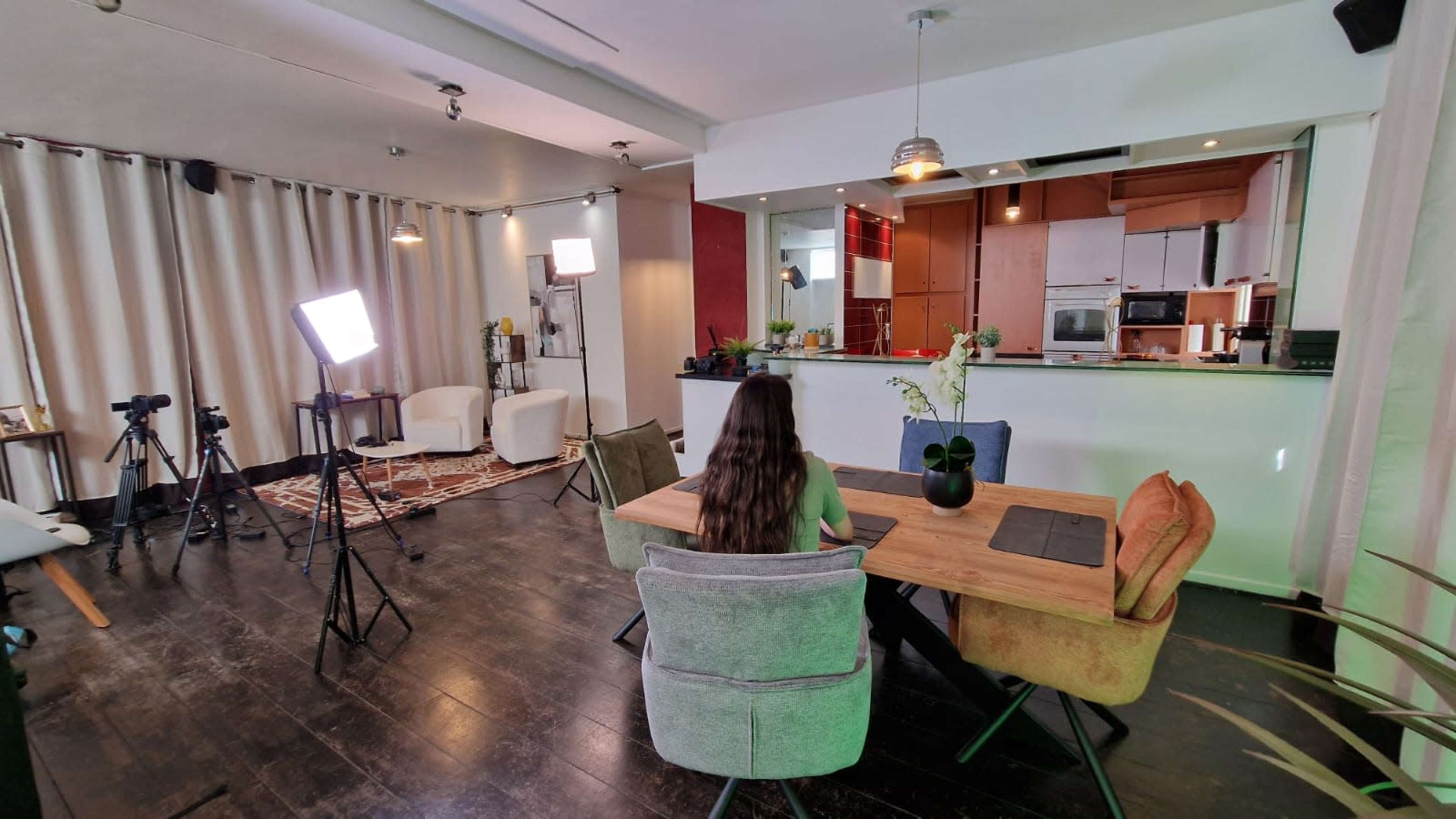 Loft for podcast video, lifestyle video, face camera video Image in Clignancourt, Paris