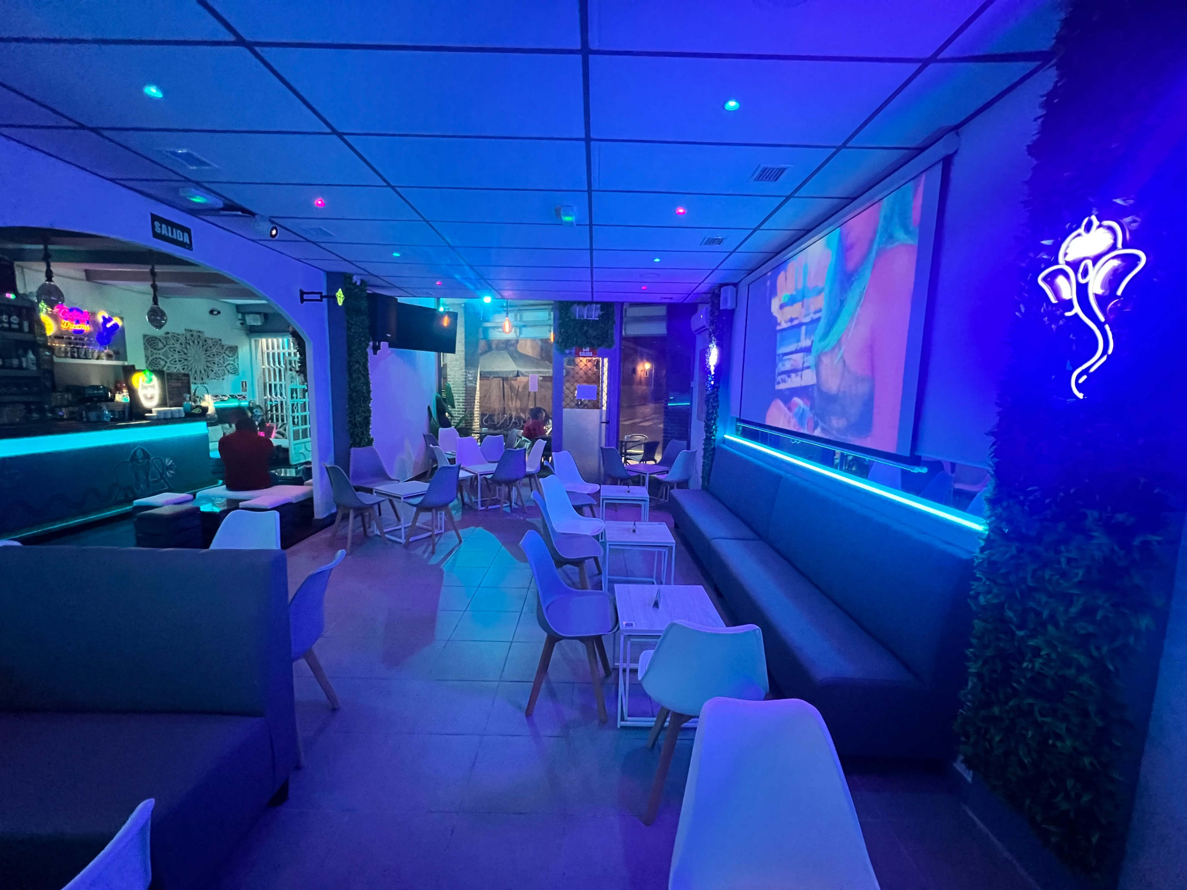 Coctelería moderna  muy céntrica en Alcalá de Henares Image in , Alcalá de henares, M