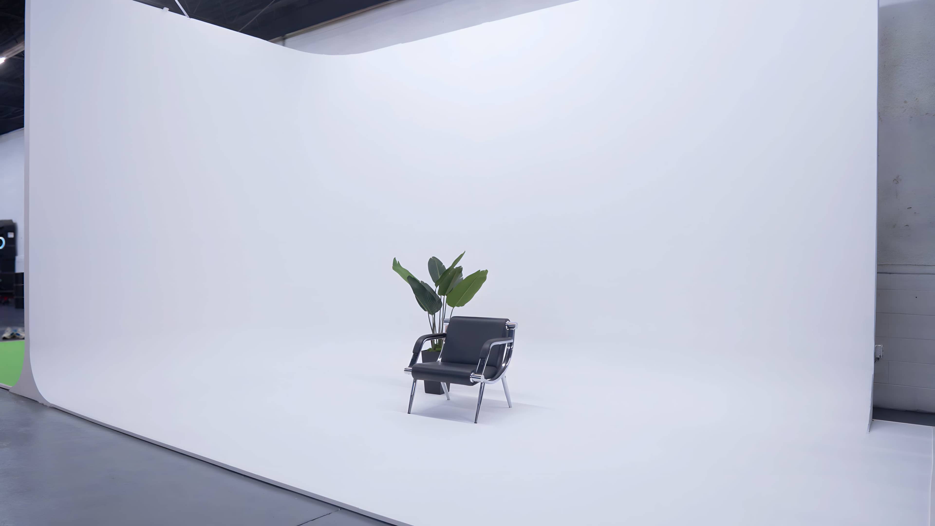 20 Foot Cyc Wall + Green Screen Cyc Studio For Photo and Film Image in , Atlanta, GA