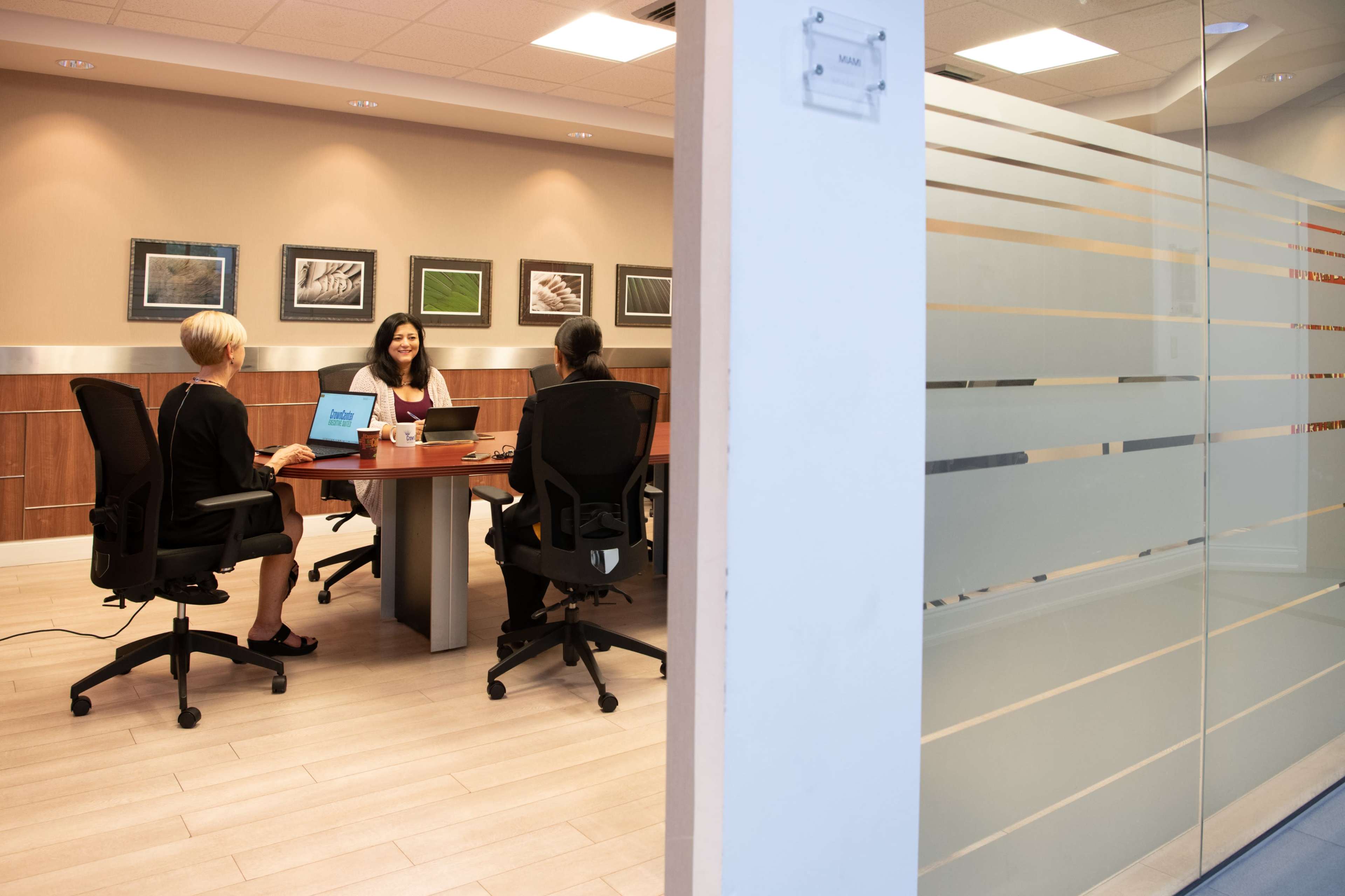 Conference Room with Smart TV for up to 14 people Image in North Fort Lauderdale, Ft Lauderdale, FL