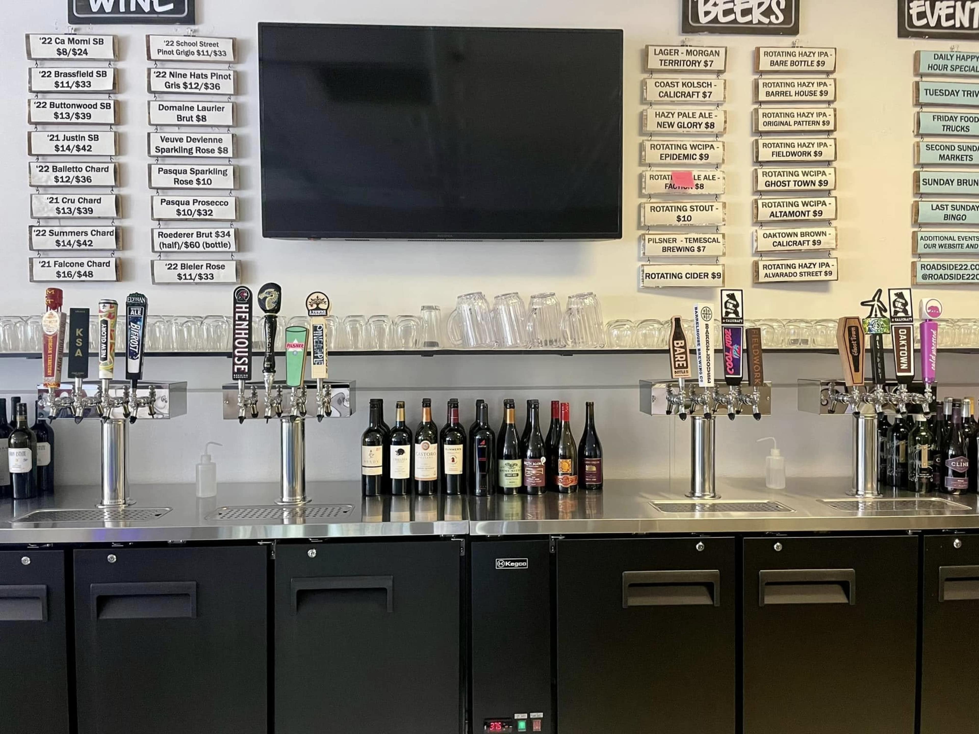 Neighborhood bar perfect for meeting and events Image in Clayton, Clayton, CA