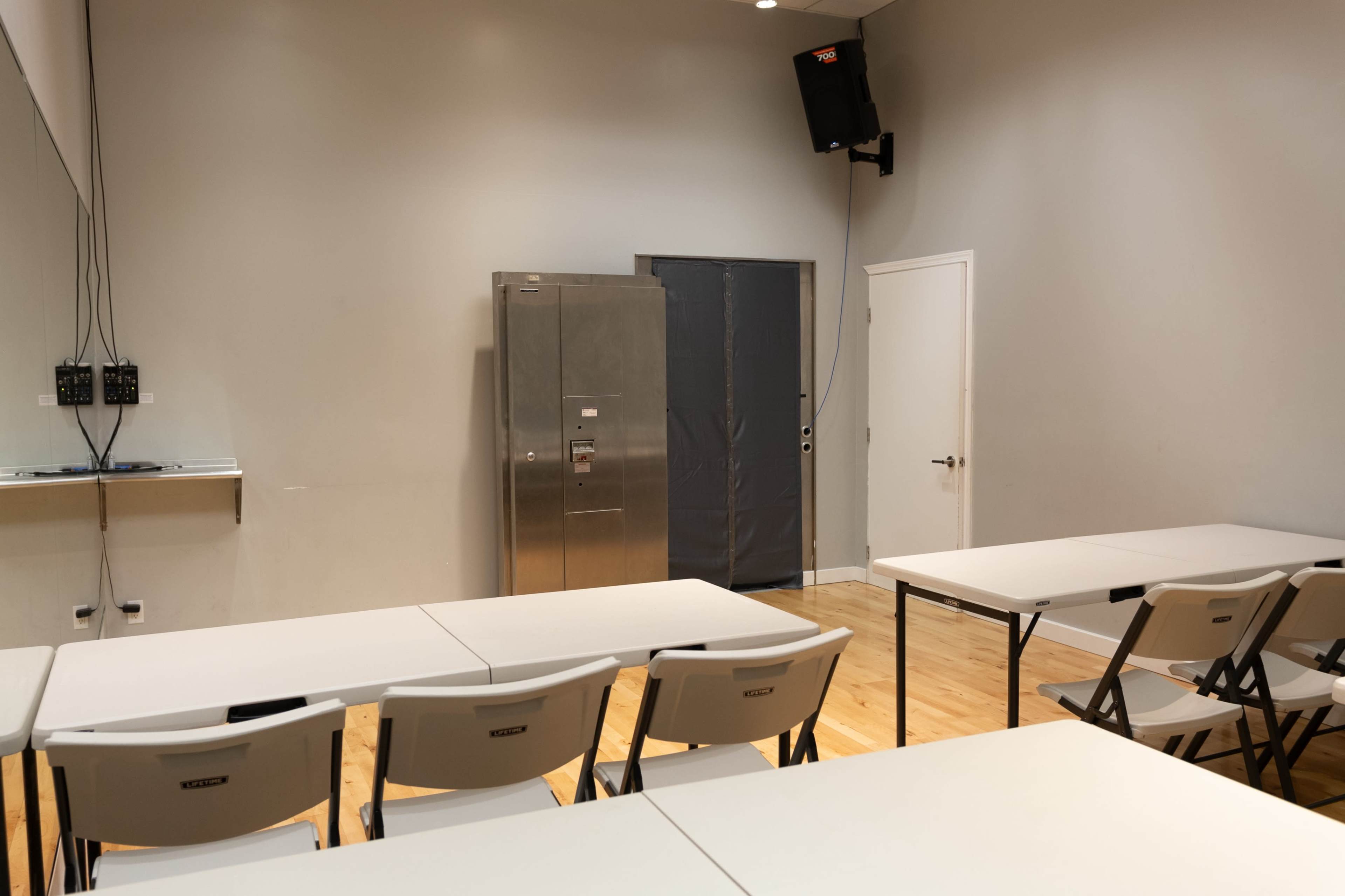 Aesthetic Dance, Fitness, Yoga Studio Image in Sherman Oaks, Los Angeles, CA